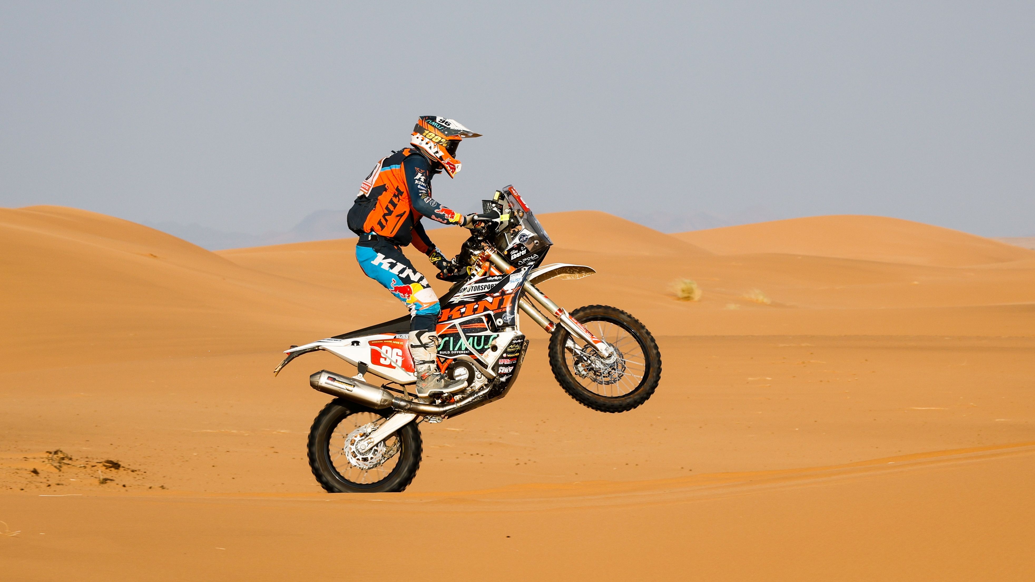 Tobias Ebster ha brillado en el Dakar 2024 al ganar en Original y ser el mejor rookie