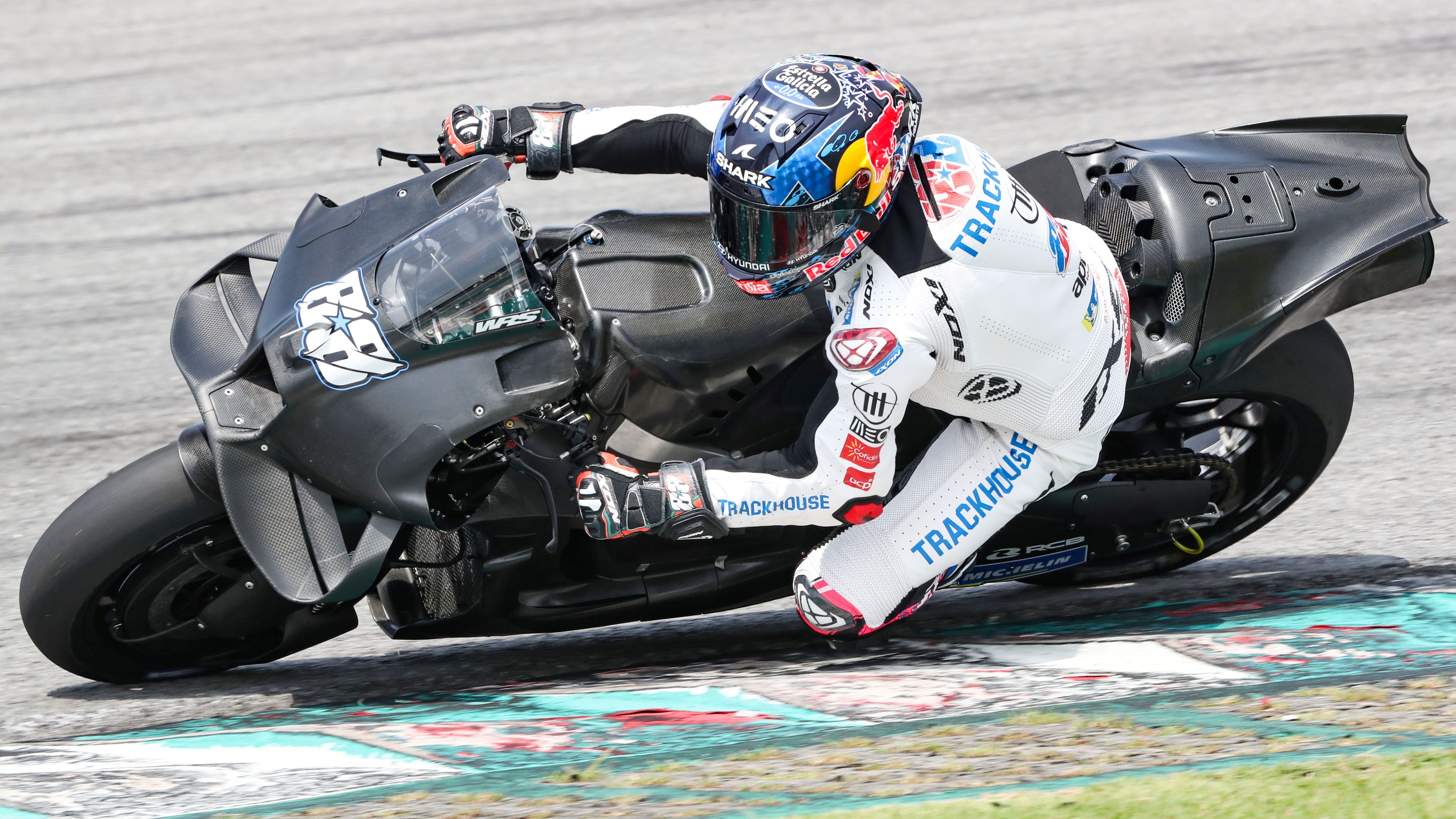 Miguel Oliveira, Aprilia RS GP, Trackhouse Racing, test Sepang MotoGP 2024
