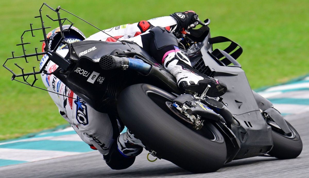 Miguel Oliveira ha montado una especie de 'parrilla' en su Aprilia Miguel Oliveira ha montado una especie de 'parrilla' en su Aprilia