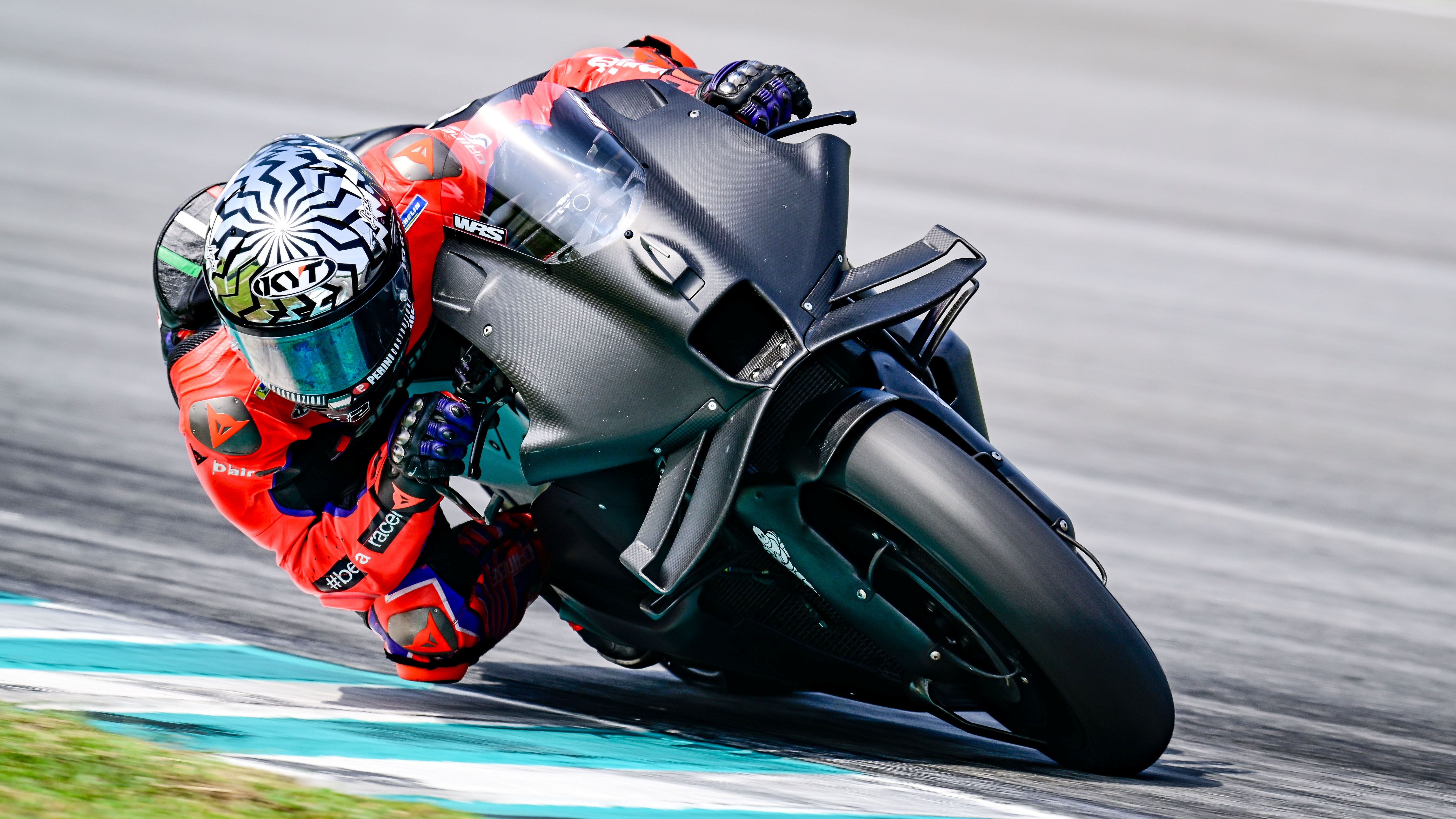 Lorenzo Savadori, Aprilia RS GP, Trackhouse Racing, test Sepang MotoGP 2024