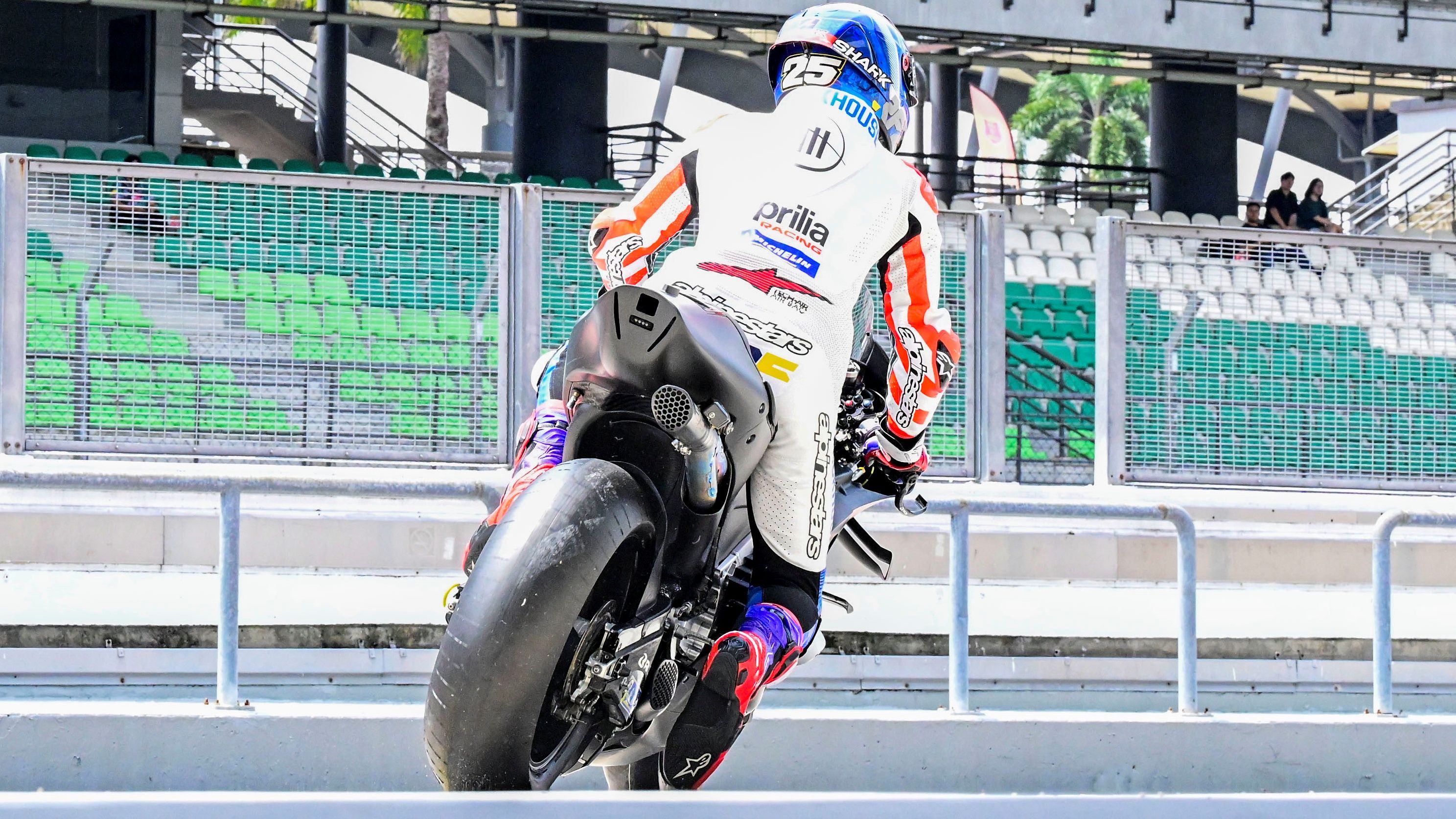 Raúl Fernández 4, Aprilia RS GP, Trackhouse Racing, test Sepang MotoGP 2024