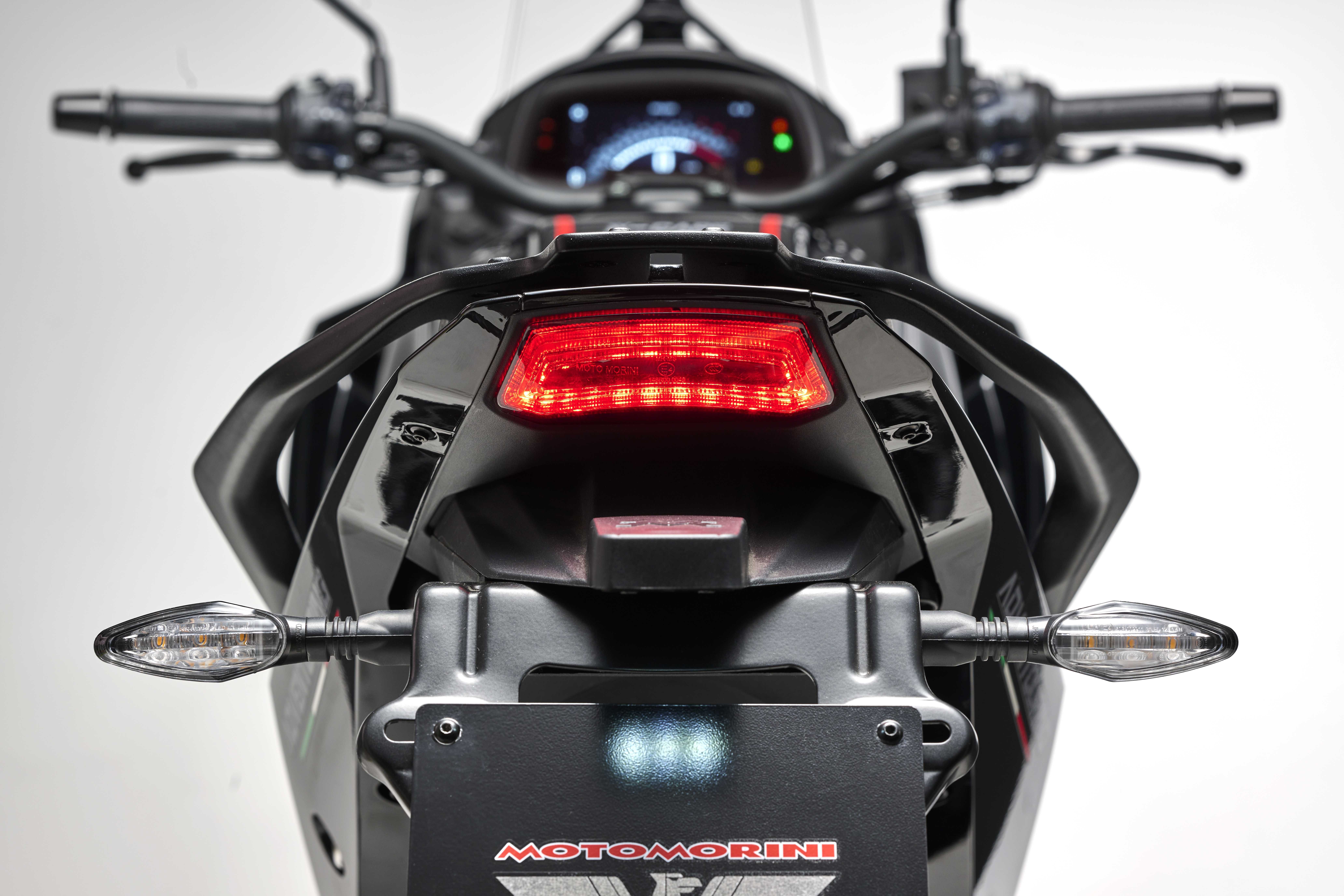 Moto Morini X Cape Back Ebony 2024 12