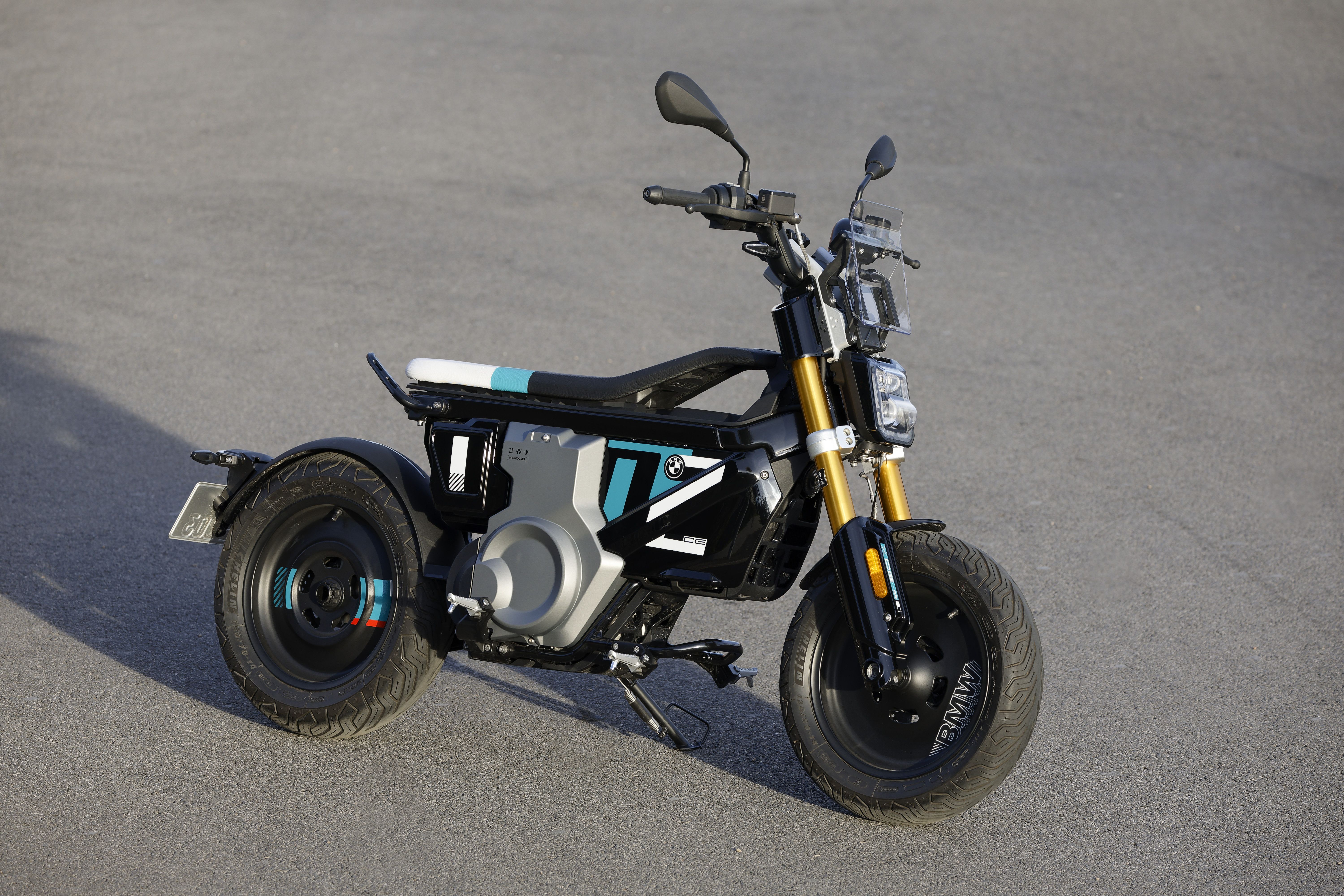 BMW CE 02 estatica (10)