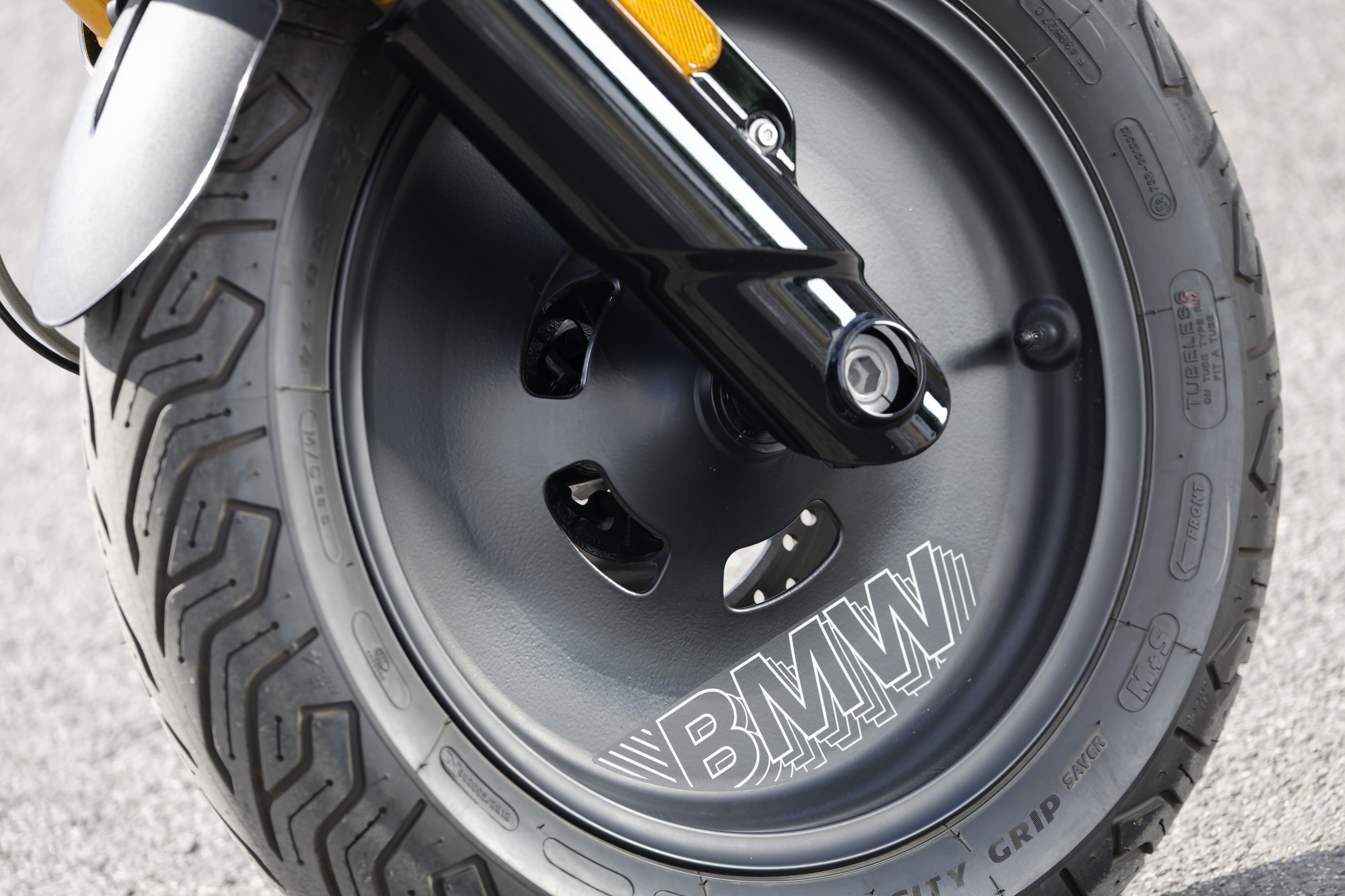 BMW CE02 detalles (19)