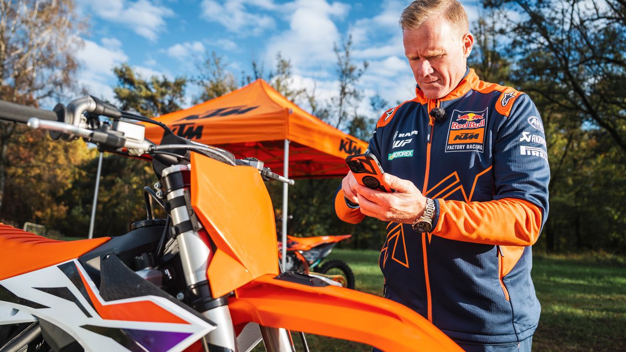 KTM CUO (Unidad de Conectividad Offroad)