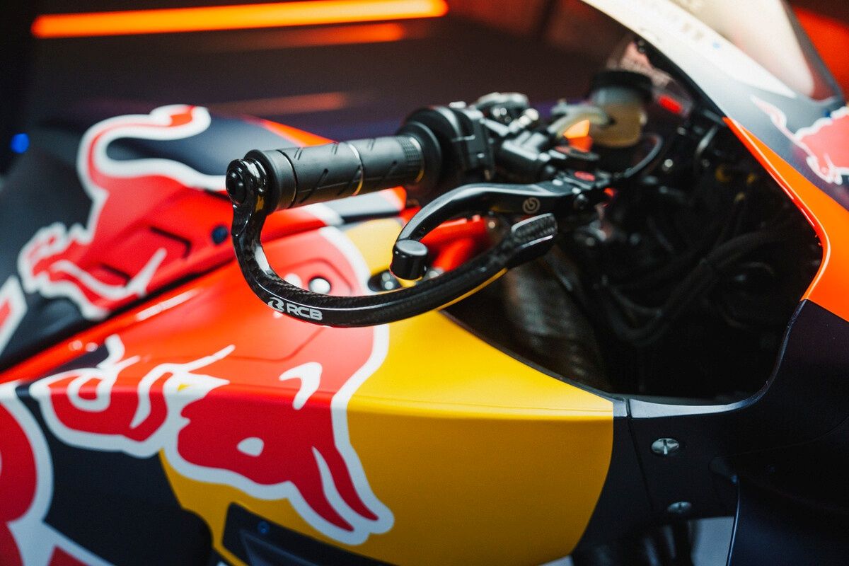 KTM RC16 Red Bull Factory MotoGP 2024 Brad Binder Jack Miller 06