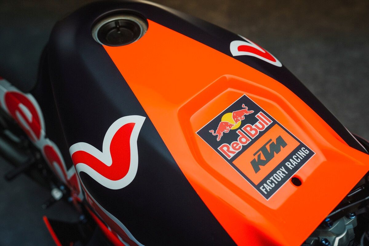 KTM RC16 Red Bull Factory MotoGP 2024 Brad Binder Jack Miller 08