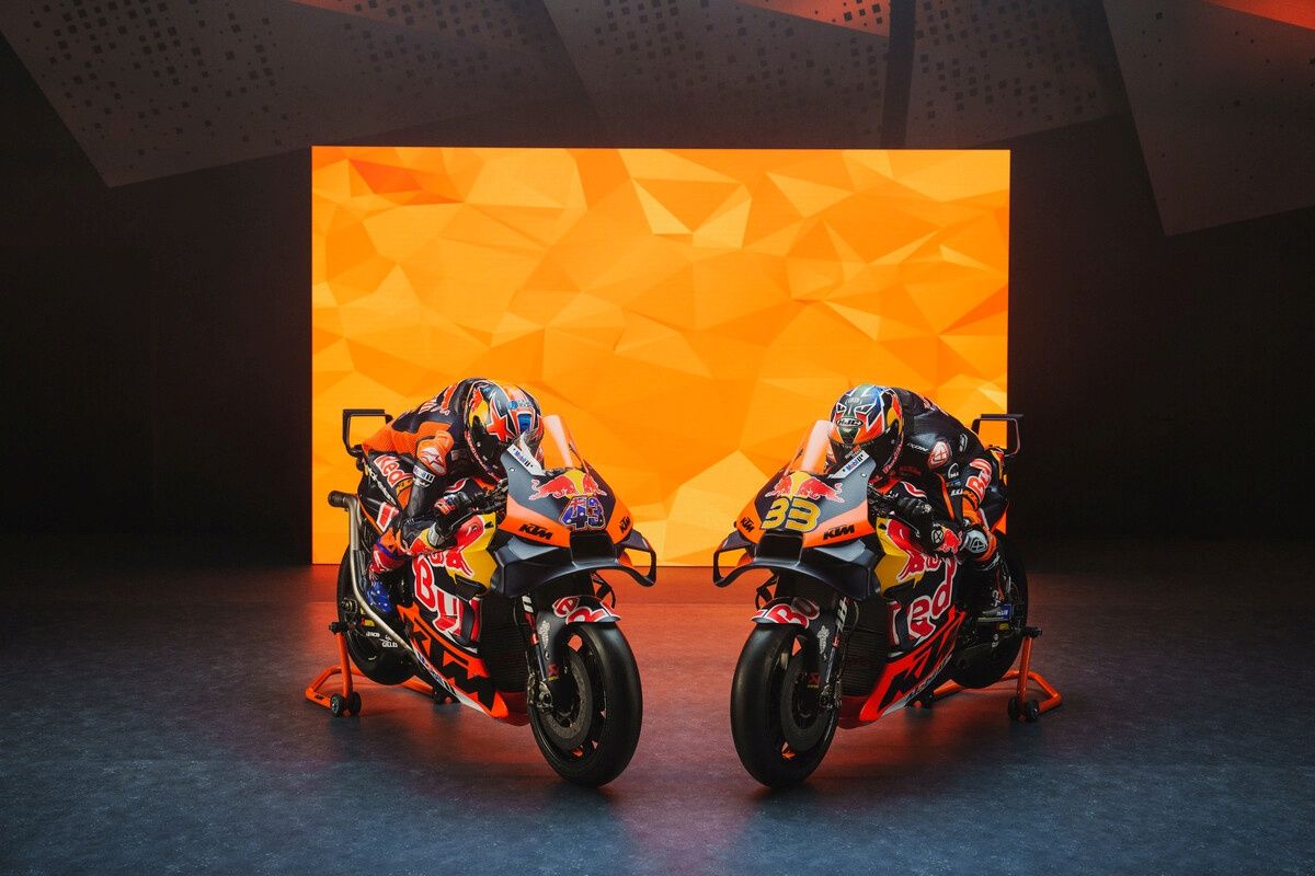 KTM RC16 Red Bull Factory MotoGP 2024 Brad Binder Jack Miller 09