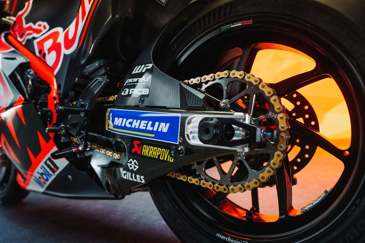 KTM RC16 Red Bull Factory MotoGP 2024 Brad Binder Jack Miller 17