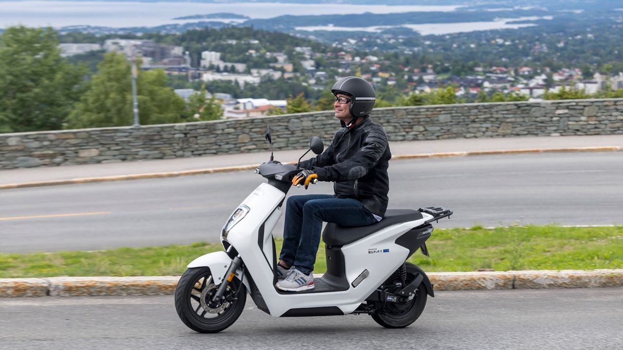 Honda EM 1 e
