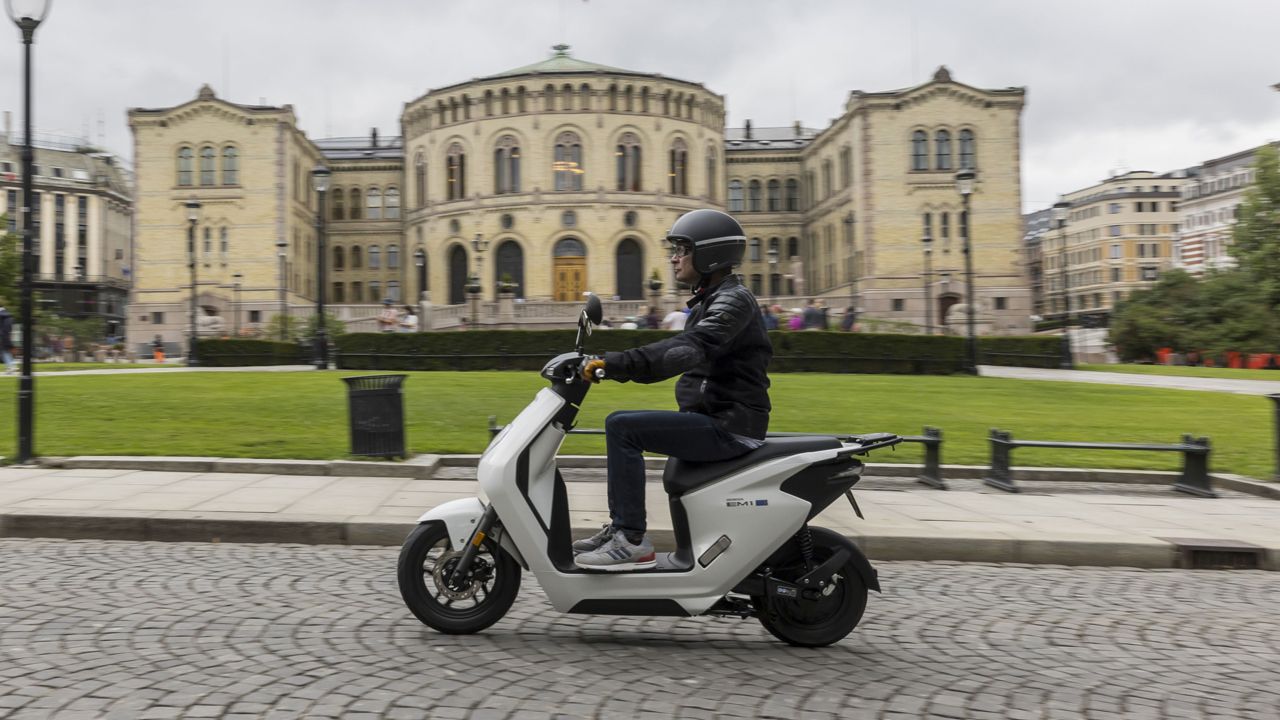 Honda EM 1 e