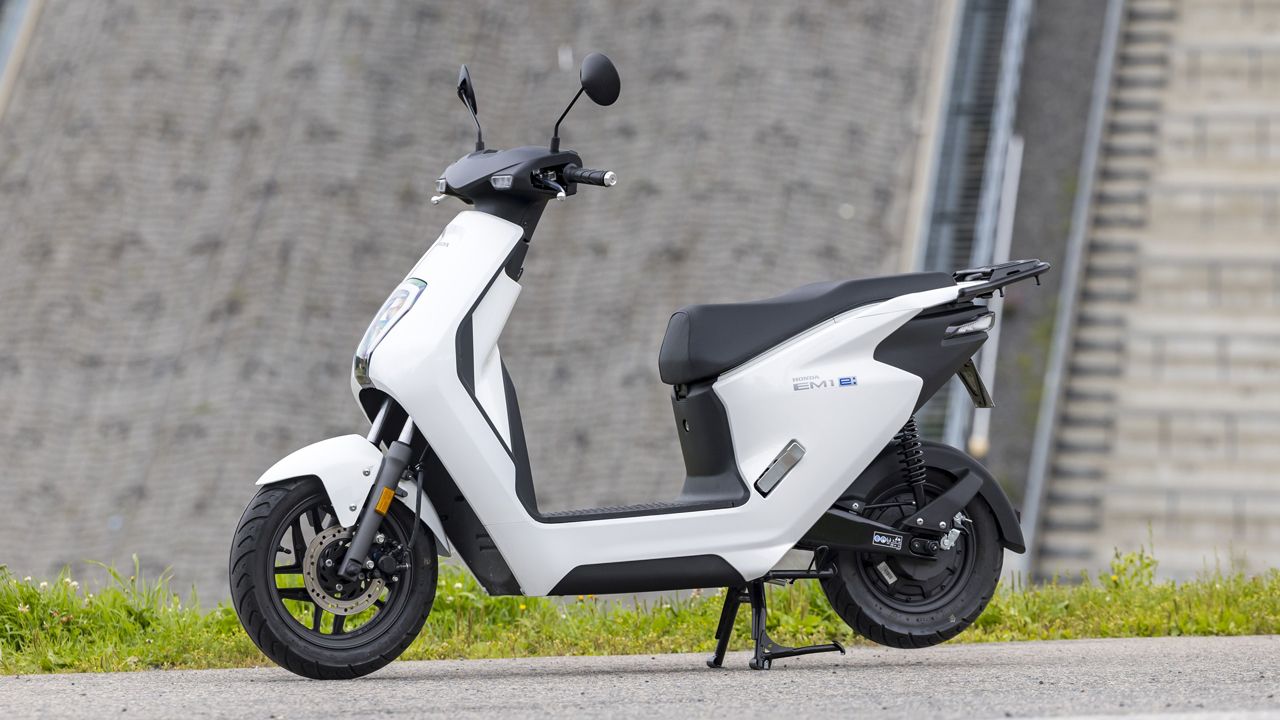 Honda EM 1 e