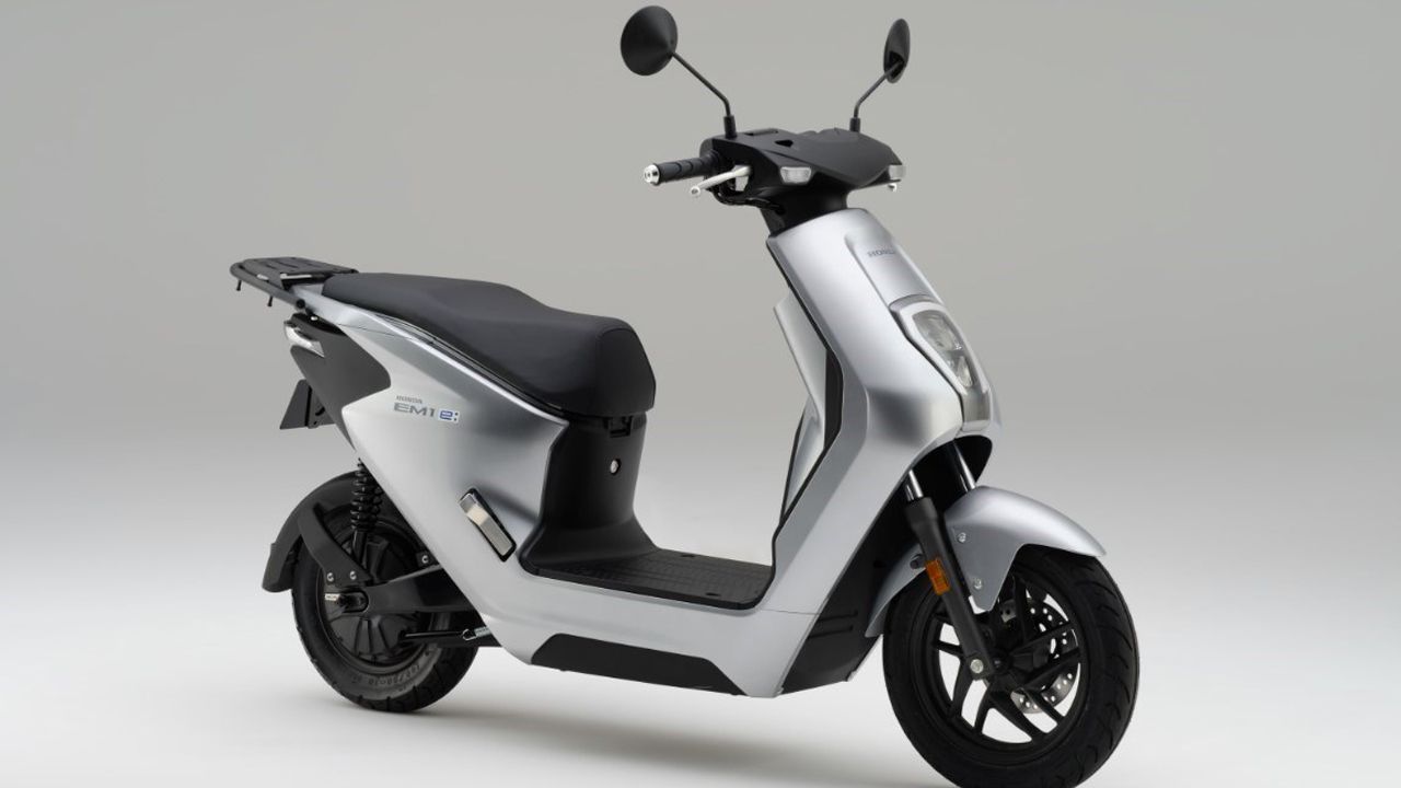 Honda EM 1 e