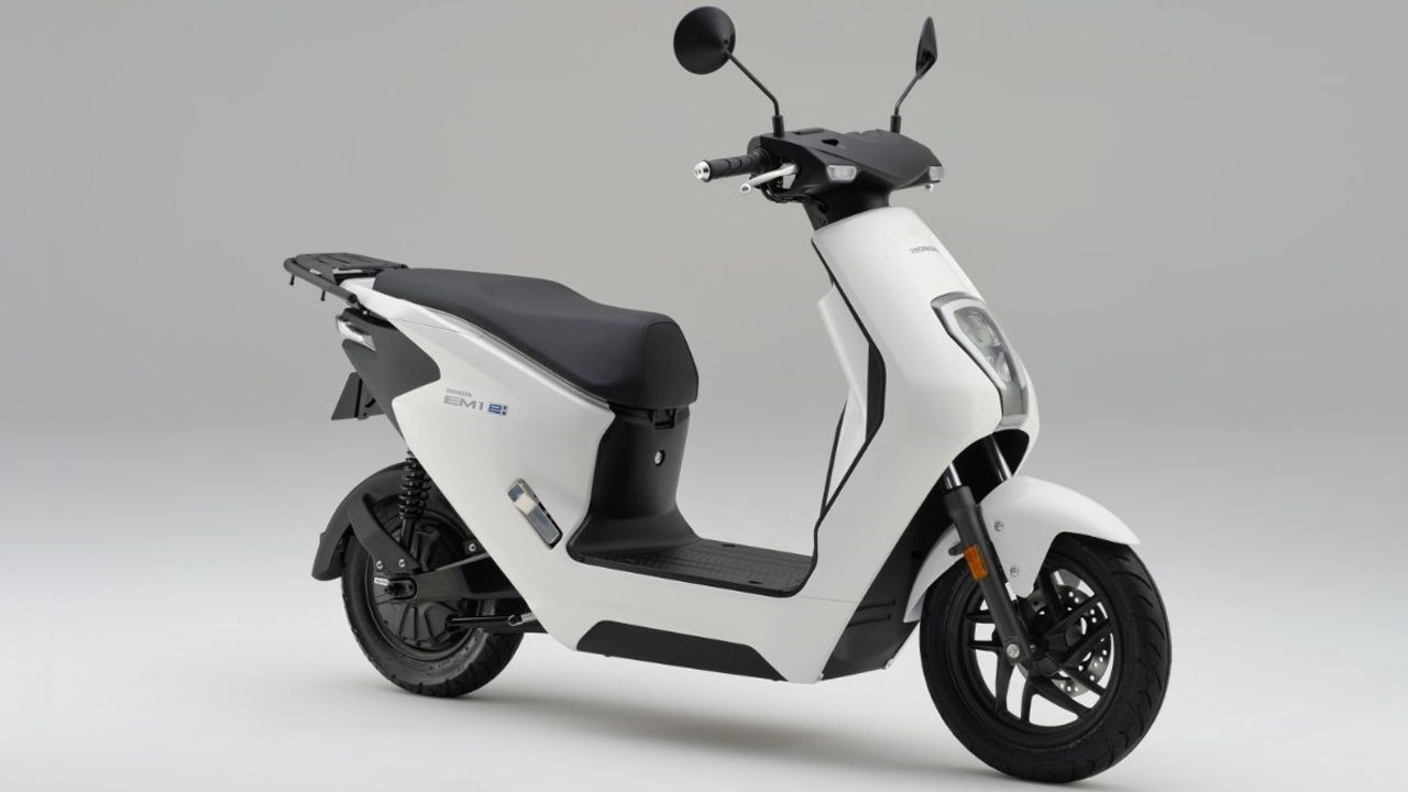 Honda EM 1 e