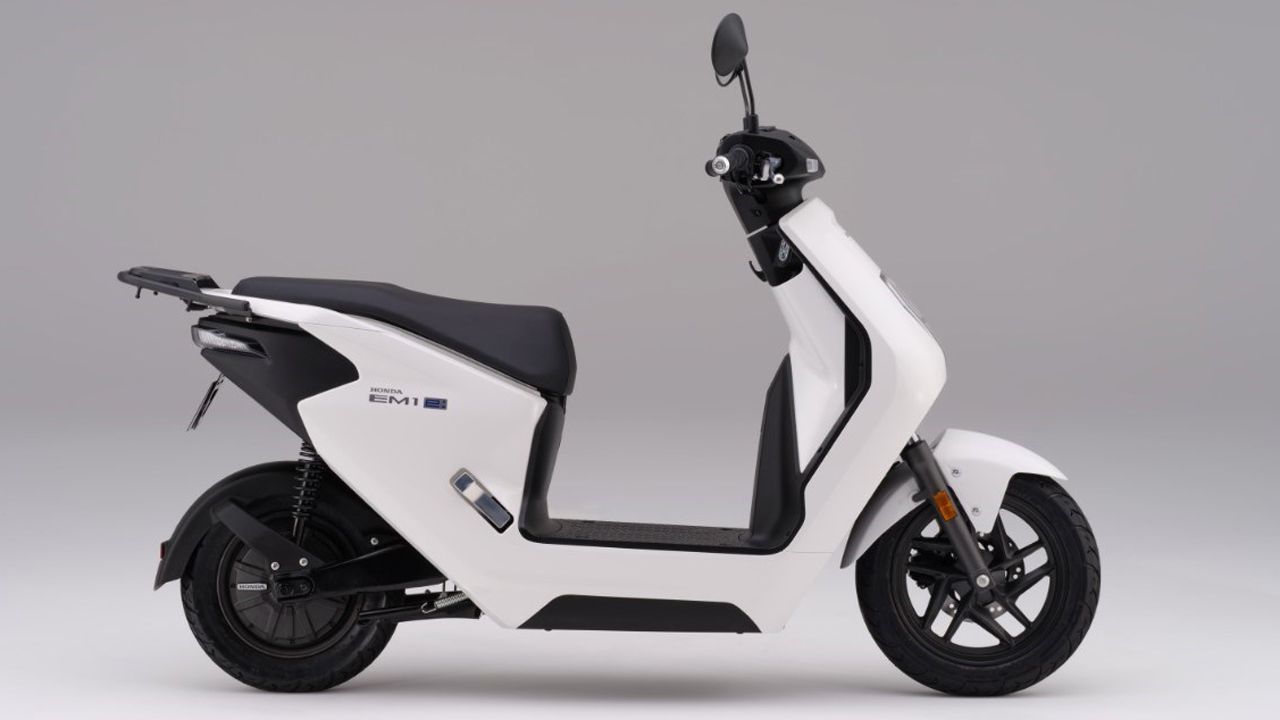 Honda EM 1 e