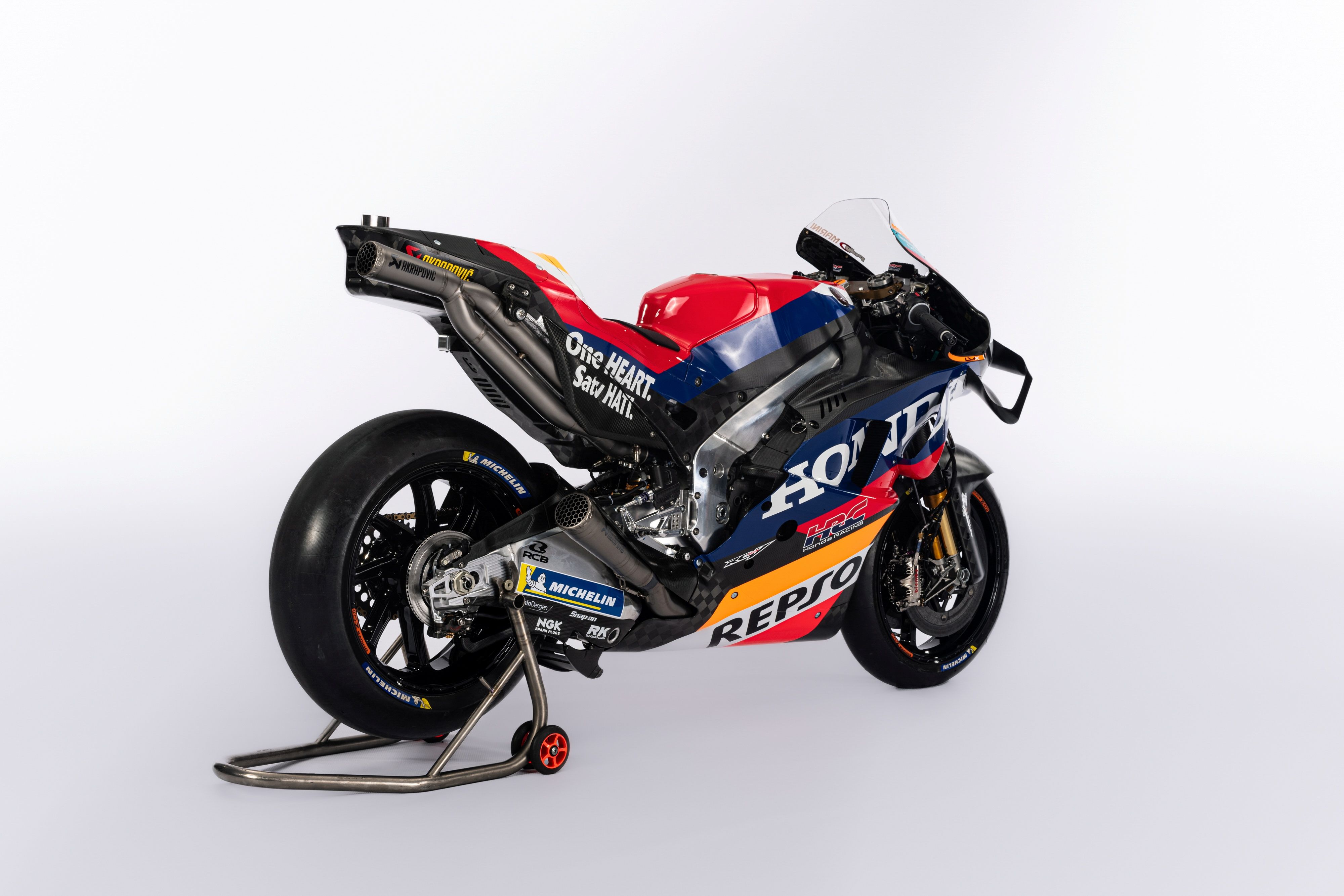 Honda RC213V Repsol MotoGP 2024 Joan Mir Luca Marini 01
