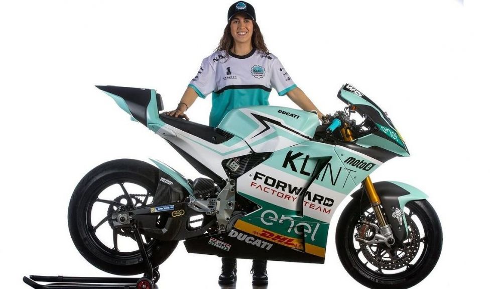 María Herrera ha fichado por el Forward Racing para MotoE 2024