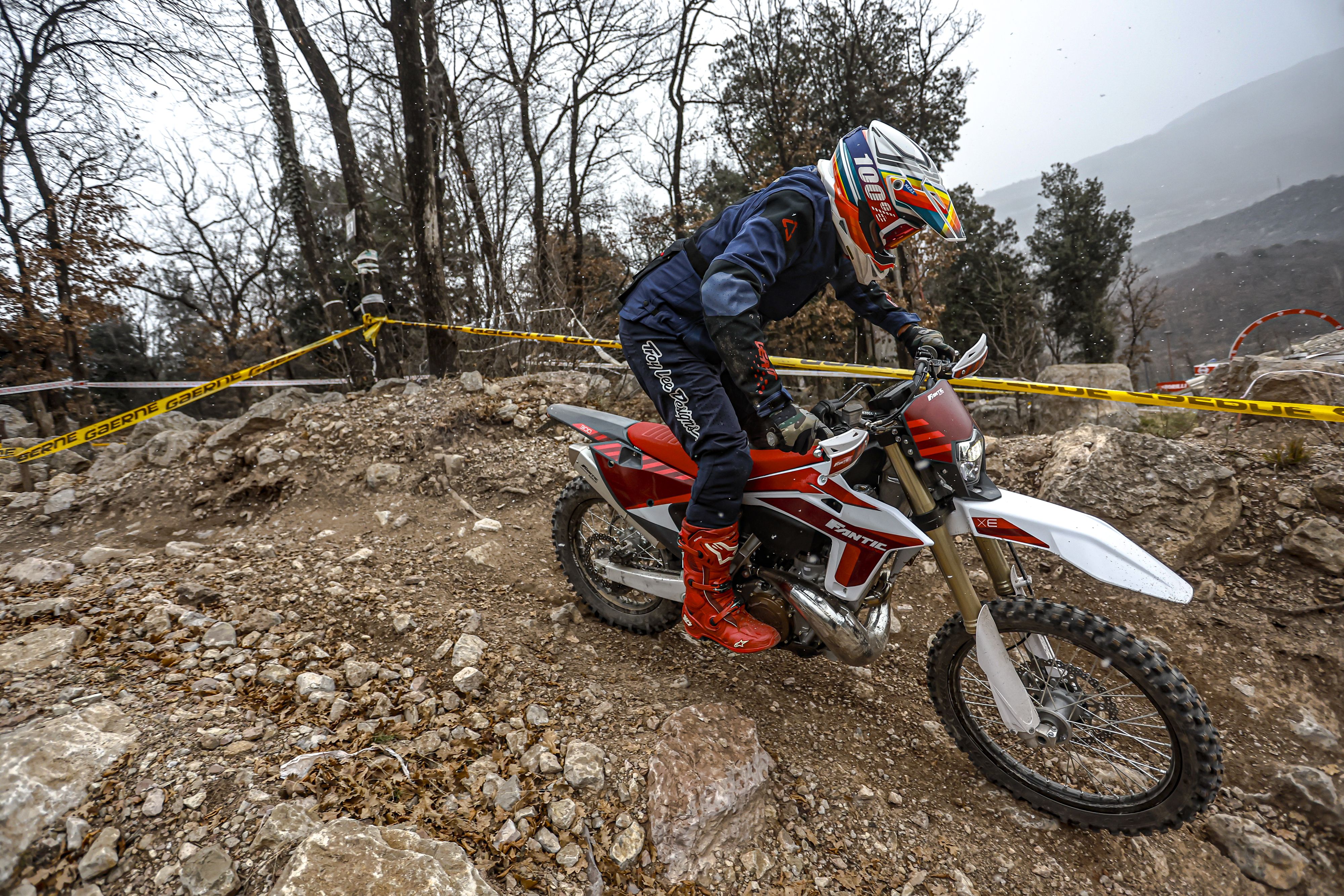 Fantic XE 300. Prueba de la nueva enduro 2T italiana