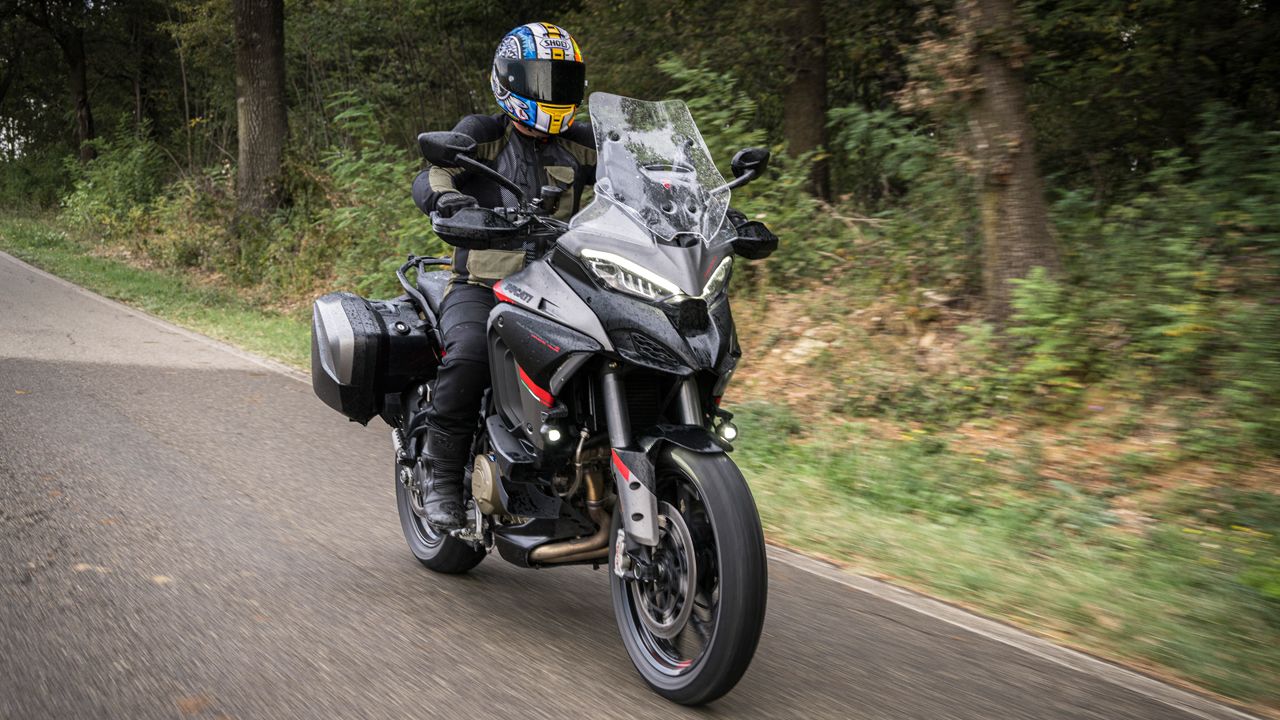 Ducati Multistrada V4 S Grand Tour 2024