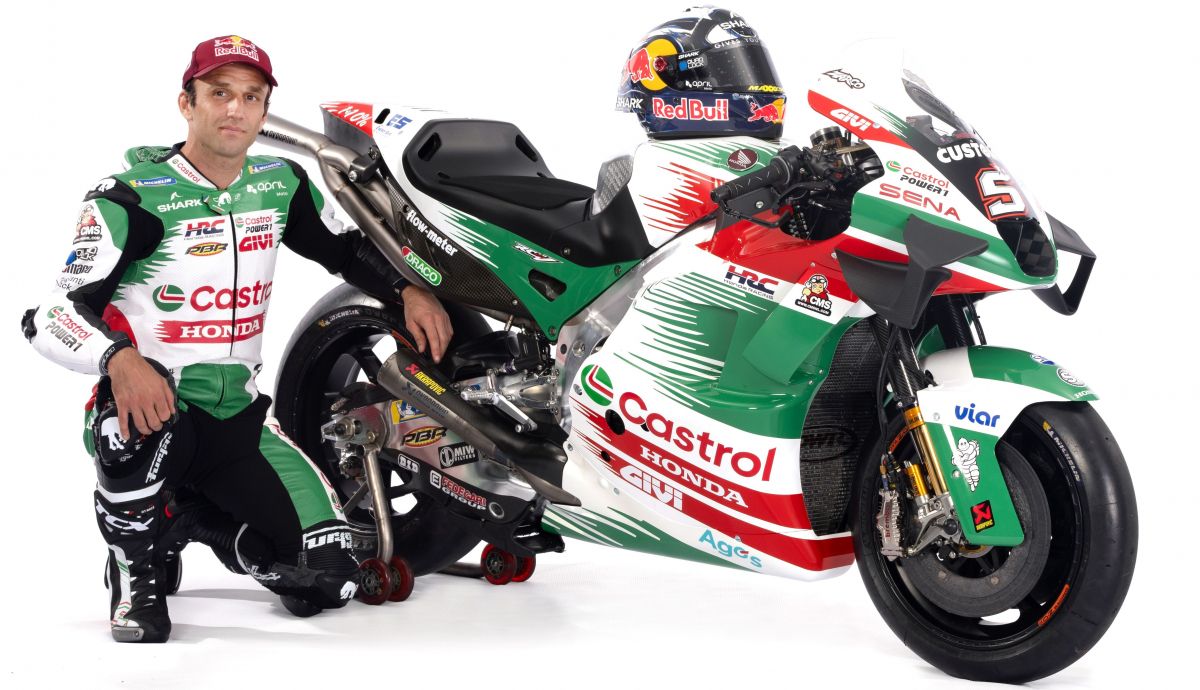 Johann Zarco junto a la Honda RC213V Castrol LCR que llevará en MotoGP 2024
