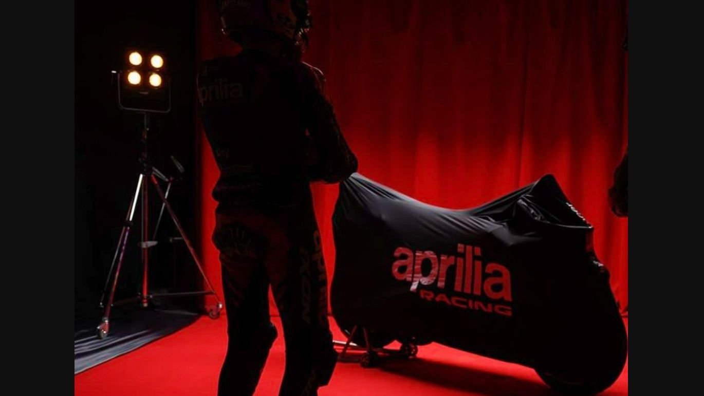 Presentación del Aprilia Racing para MotoGP 2024