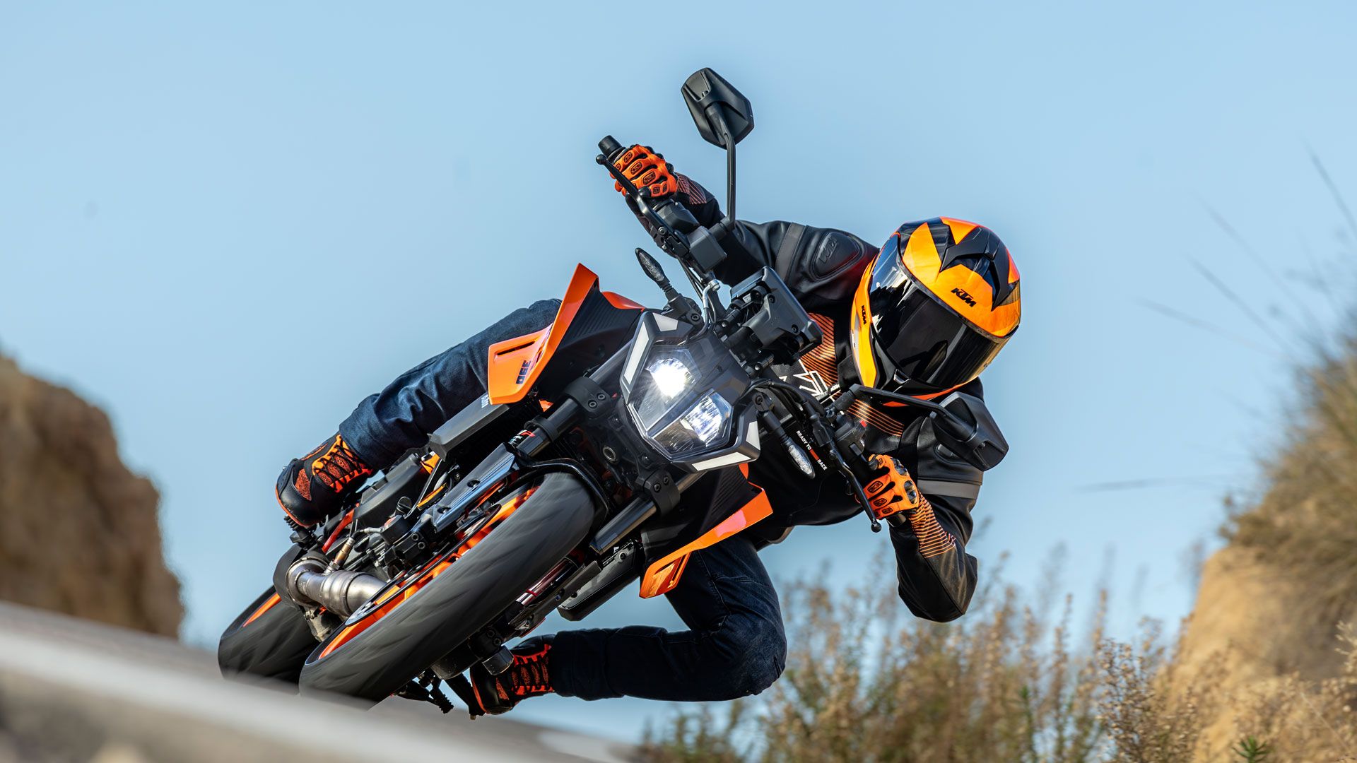 KTM 390 Duke 2024 Accion (3)