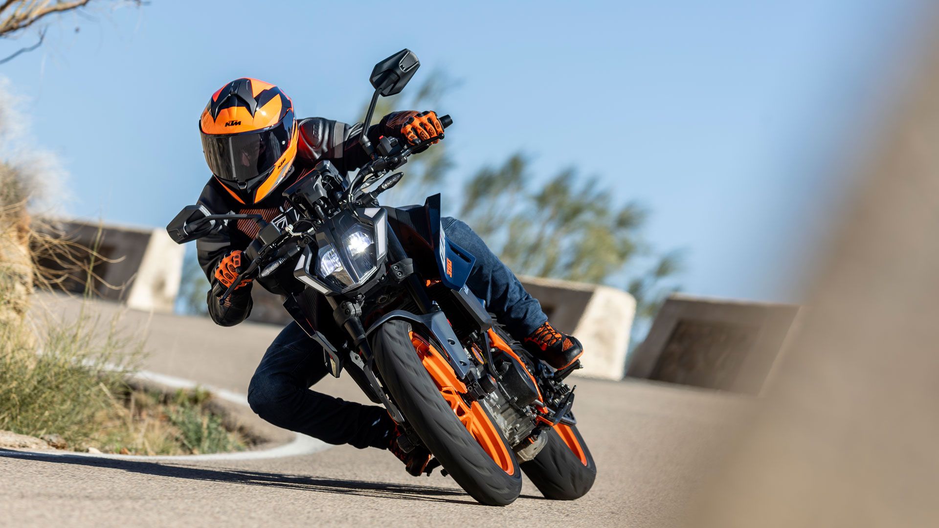 KTM 390 Duke 2024 Accion (5)
