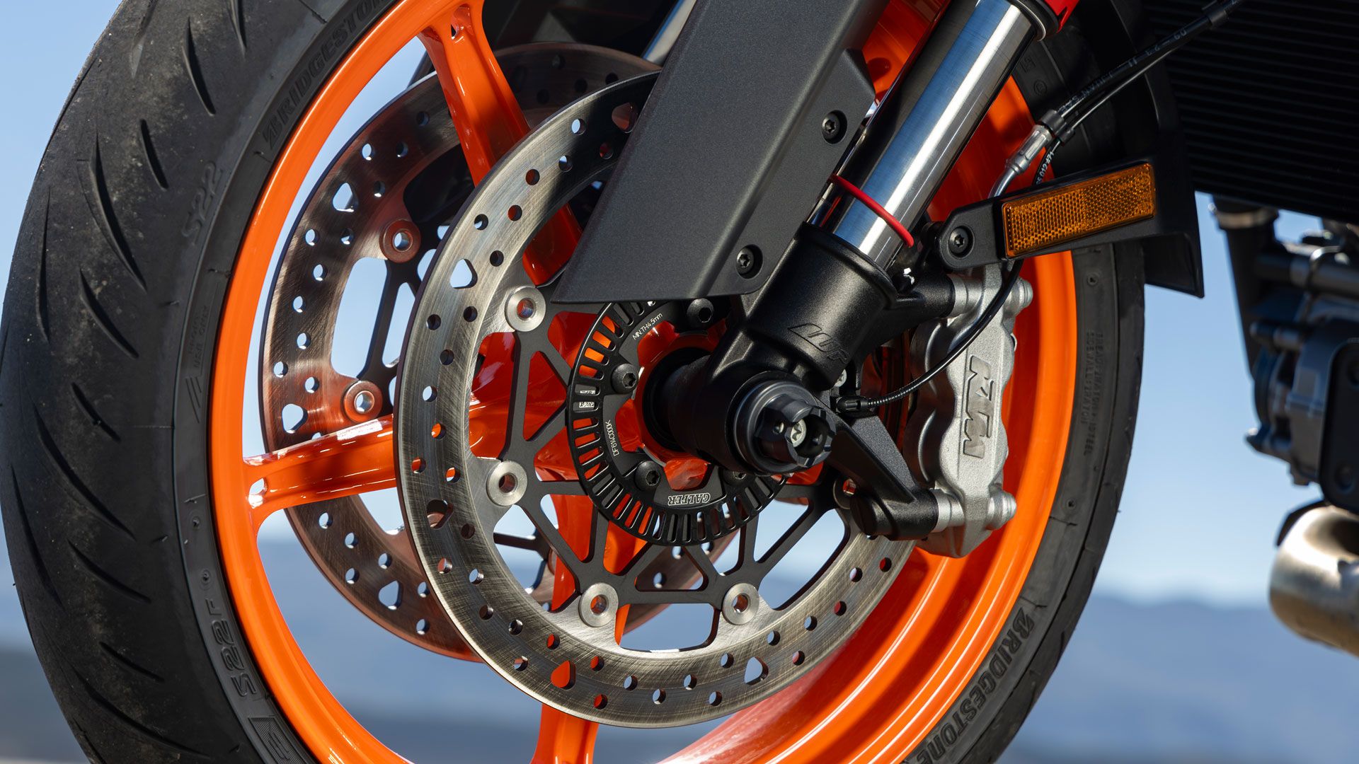 KTM 990 Duke 2024 Fotos Detalles (9)