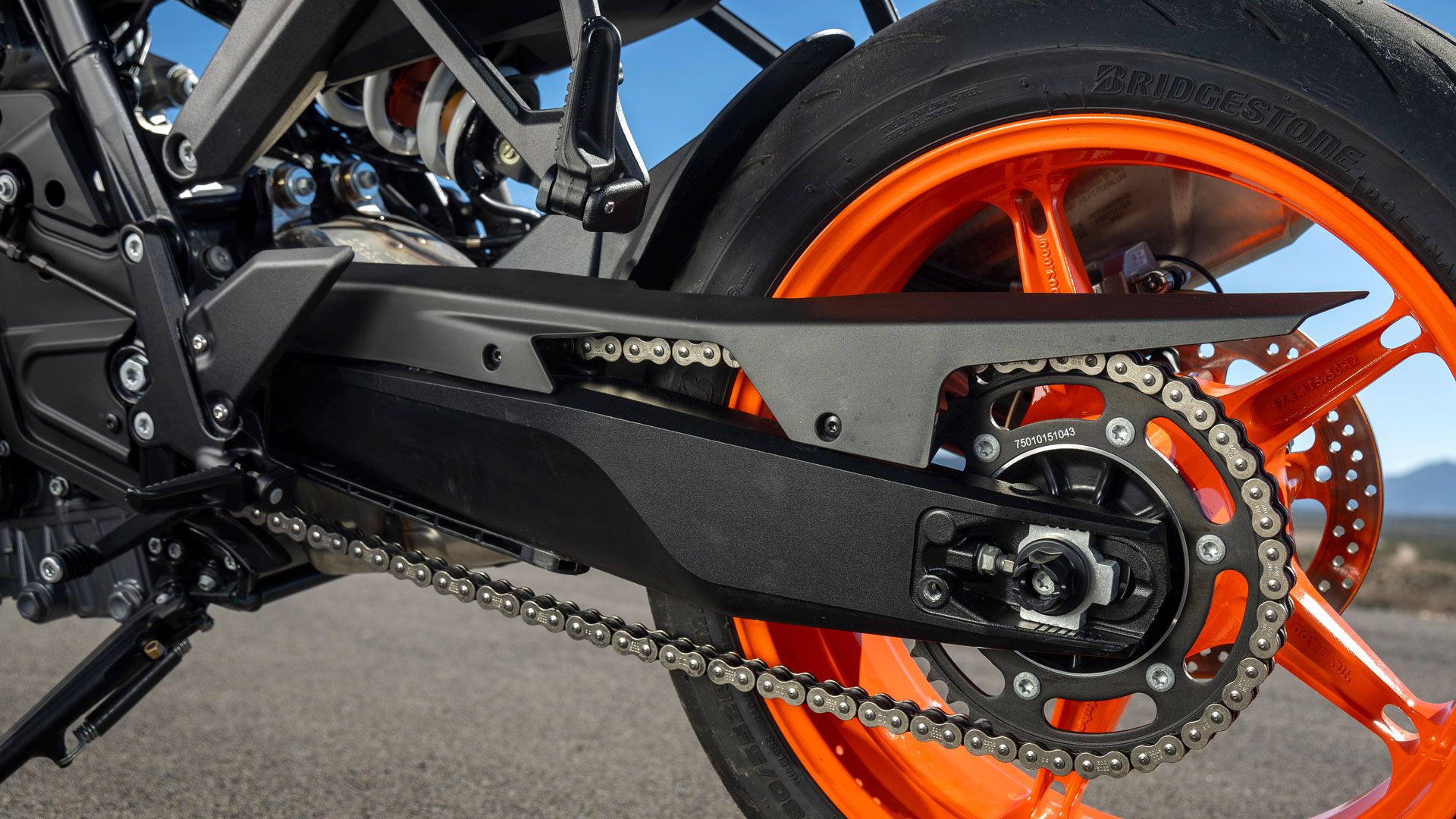 KTM 990 Duke 2024 Fotos Detalles (13)