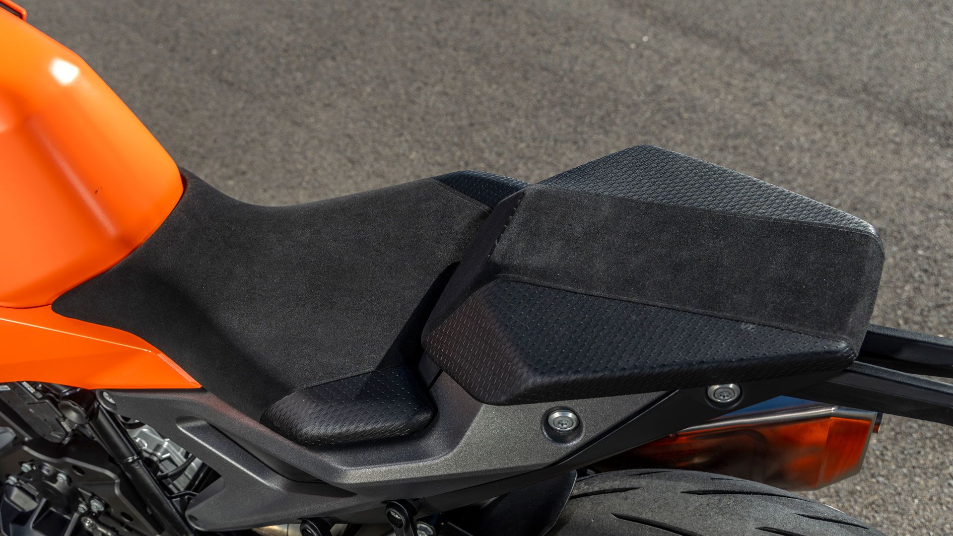 KTM 990 Duke 2024 Fotos Detalles (14)