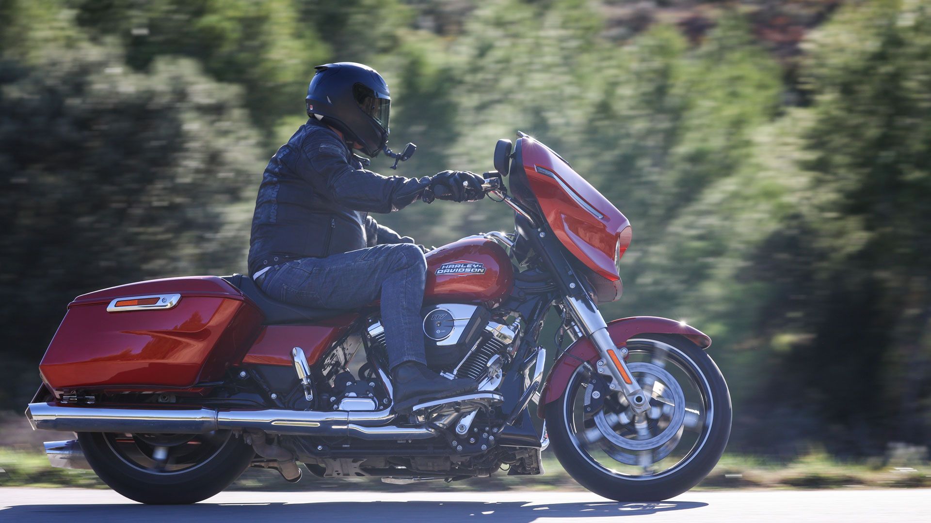 Harley Davidson FLHX Street Glide 2024 Accion (20)