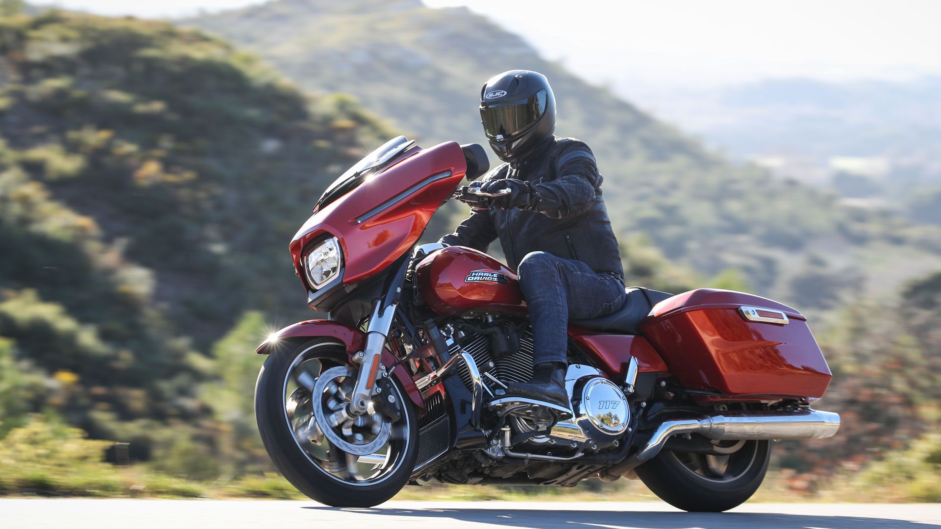 Harley Davidson FLHX Street Glide 2024 Accion (21)