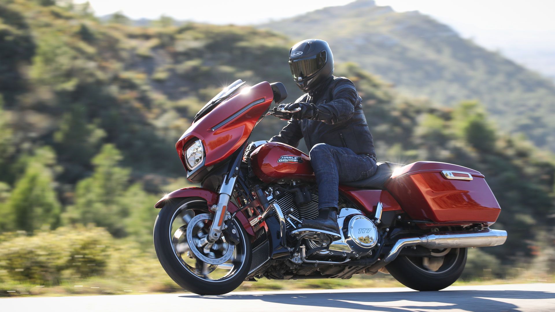 Harley Davidson FLHX Street Glide 2024 Accion (22)