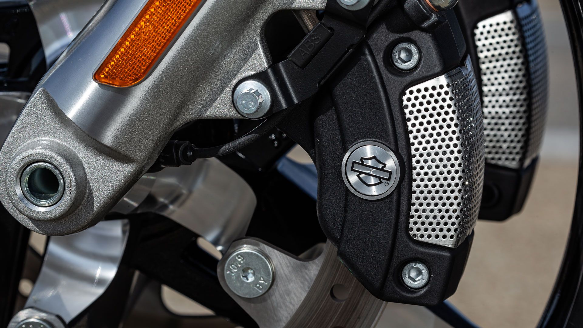 Harley Davidson FLHX Street Glide 2024 Detalles (2)
