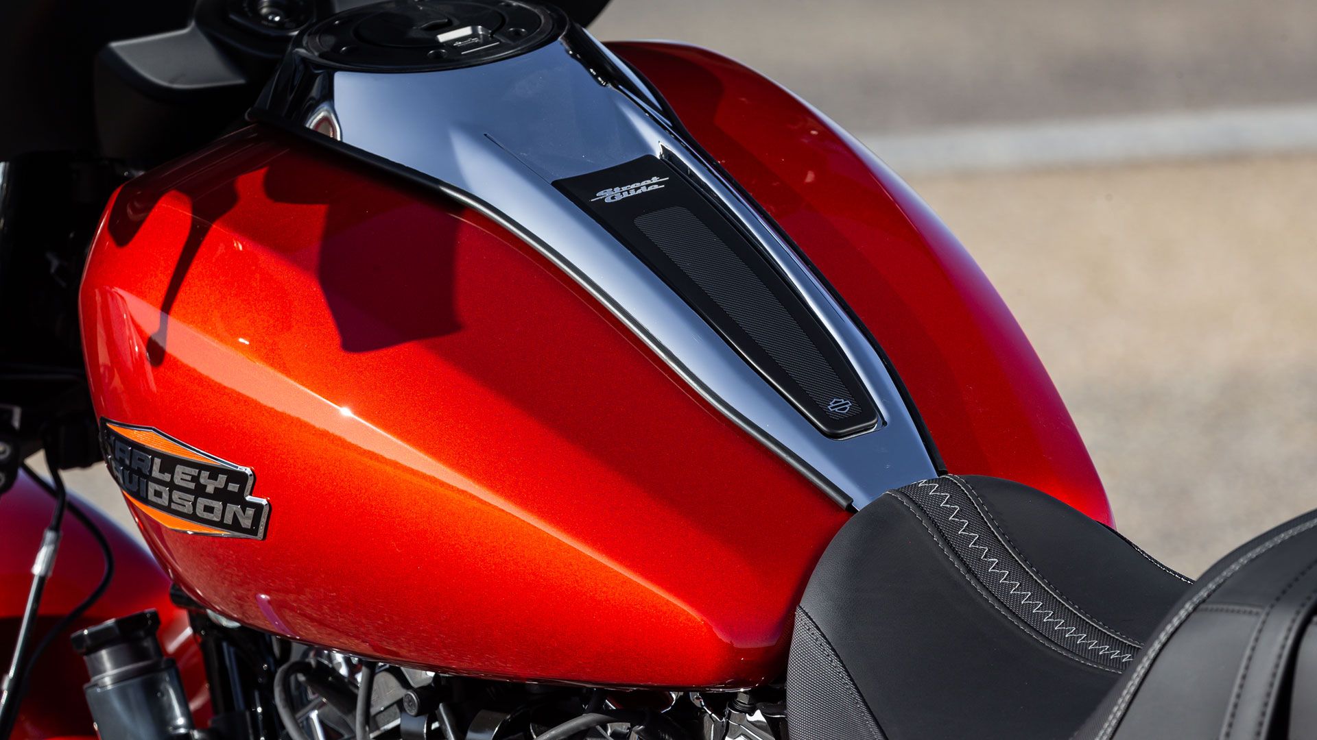 Harley Davidson FLHX Street Glide 2024 Detalles (6)