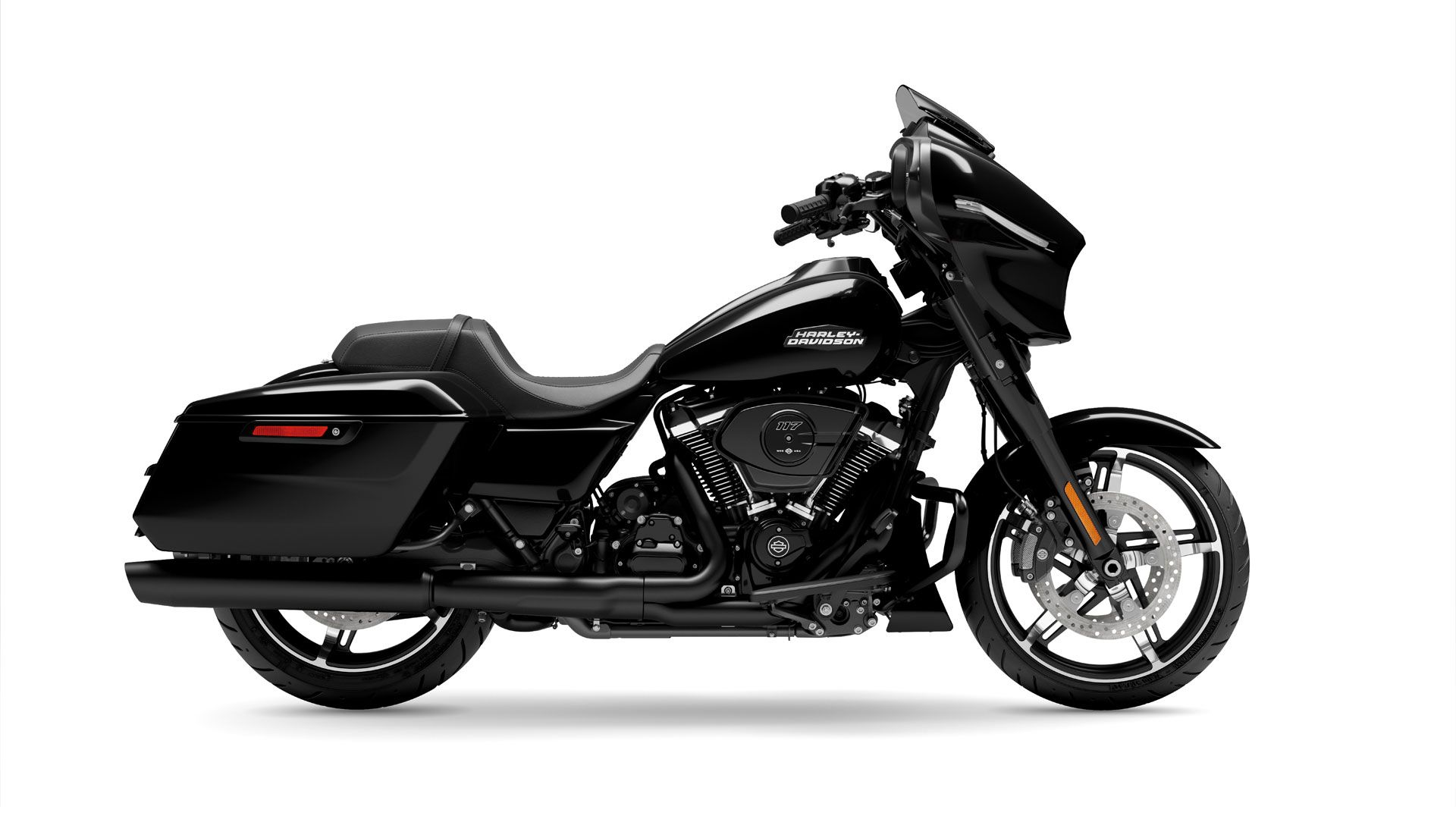 Harley Davidson FLHX Street Glide 2024 Estudio (2)