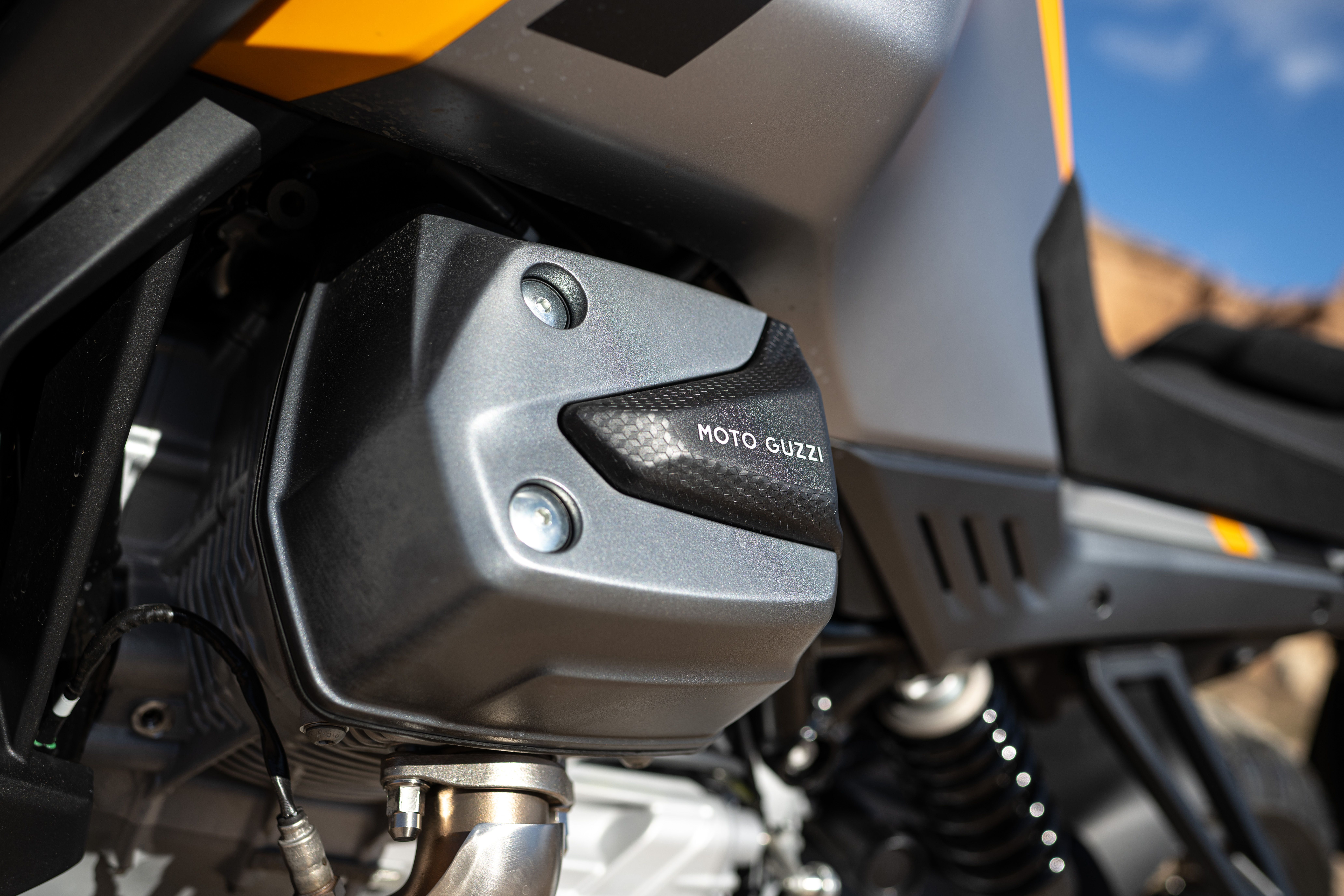 Moto Guzzi Stelvio 2024