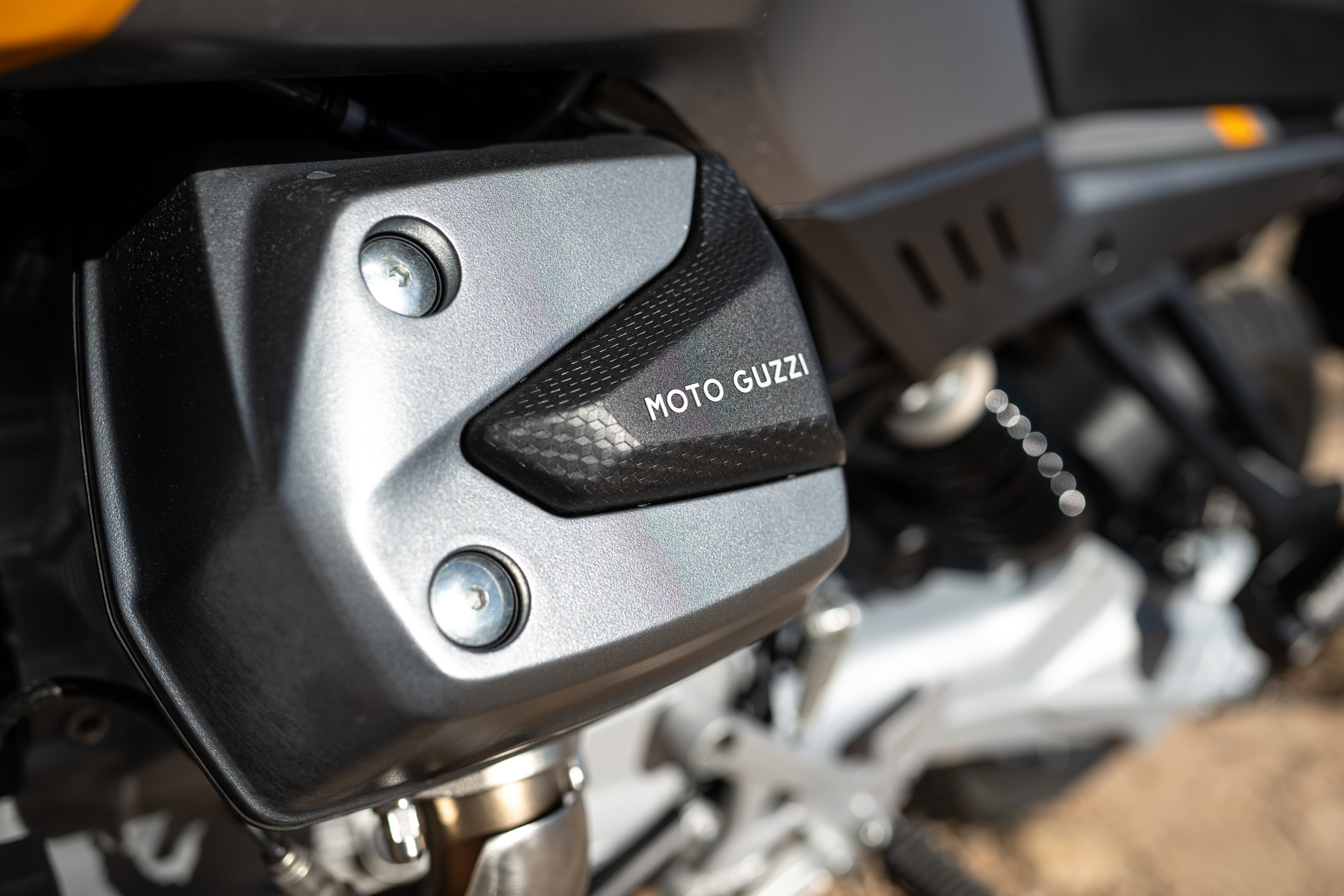 Moto Guzzi Stelvio 2024