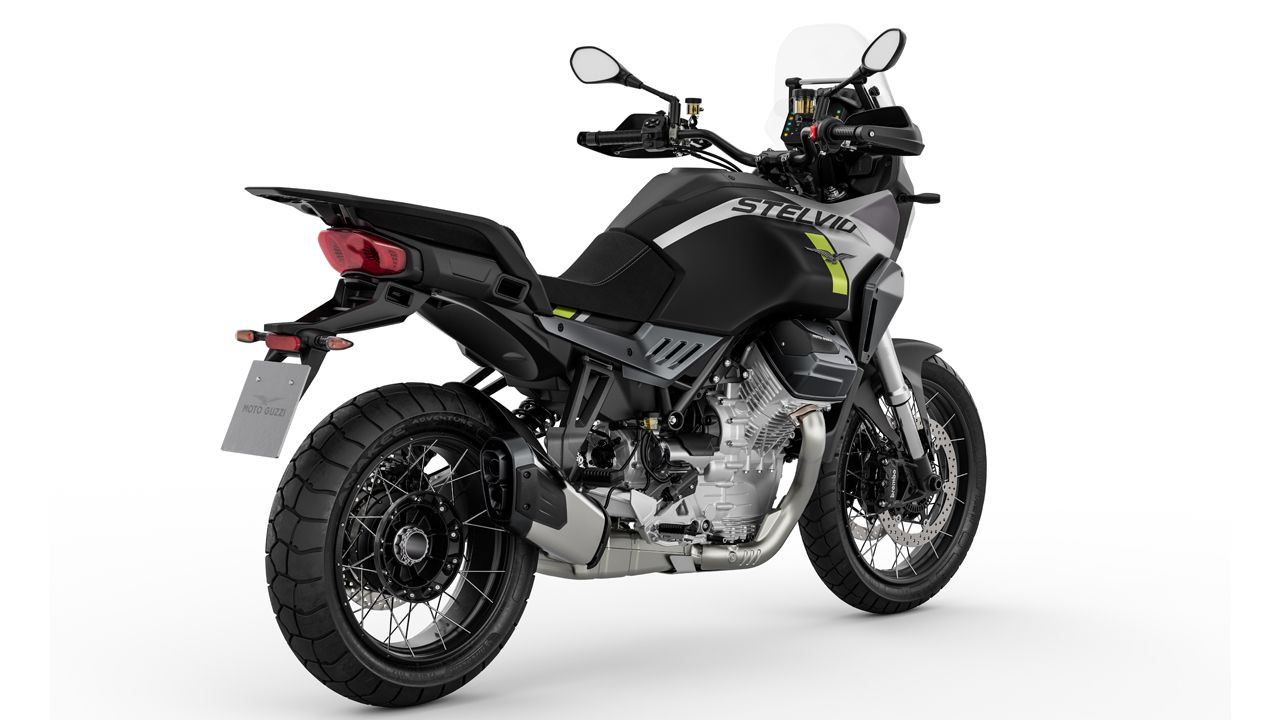 Moto Guzzi Stelvio 2024