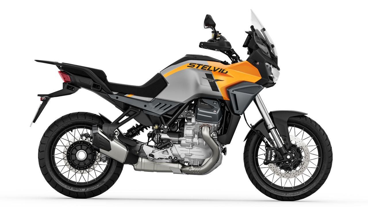 Moto Guzzi Stelvio 2024