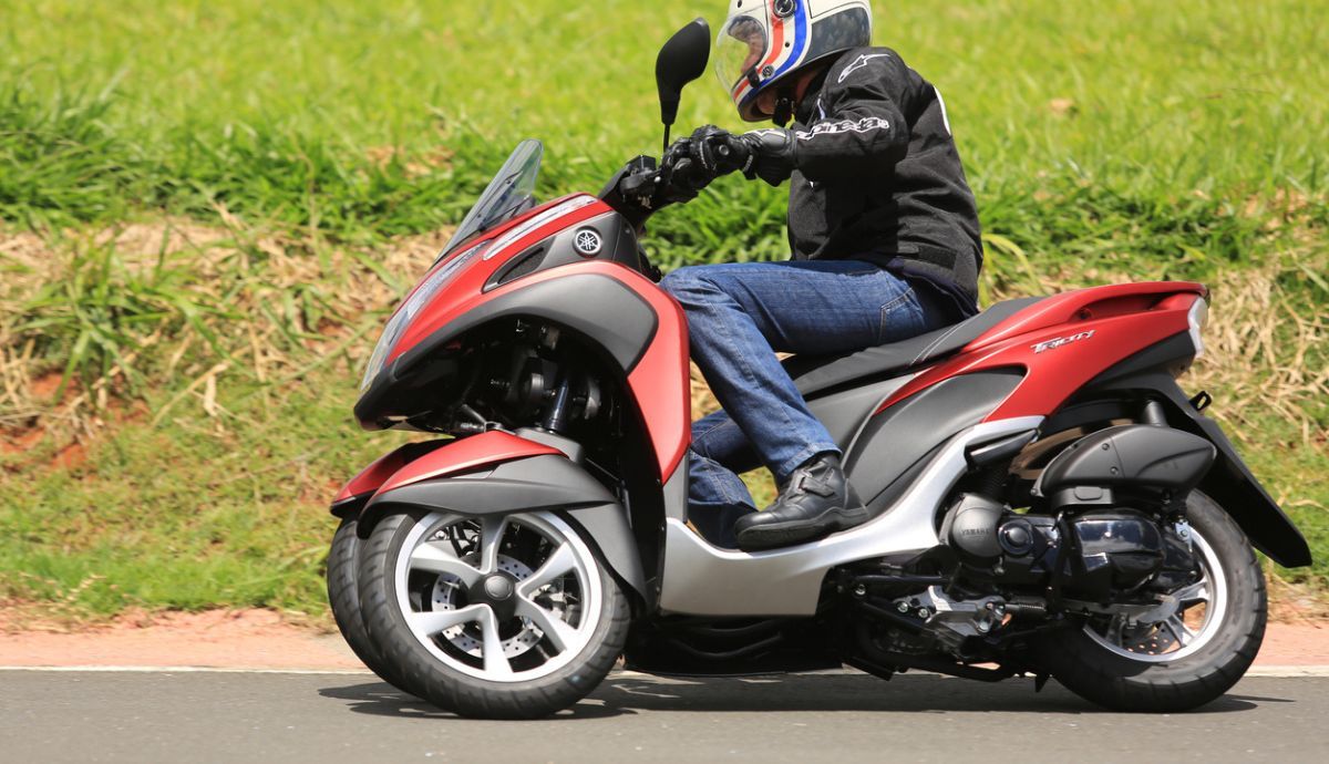Cómo bajar la altura de la moto