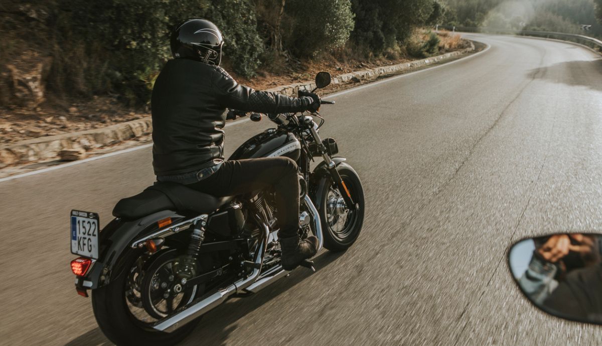Matrícula en mal estado de la moto