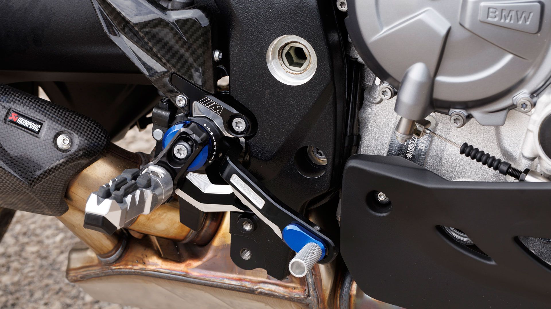 BMW M 1000 XR 2024 Detalles (34)