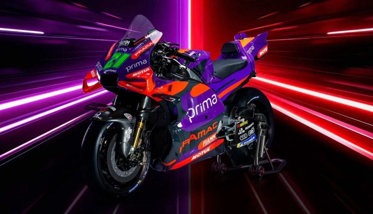 Ducati Desmosedici GP24 Prima Pramac Racing MotoGP 2024