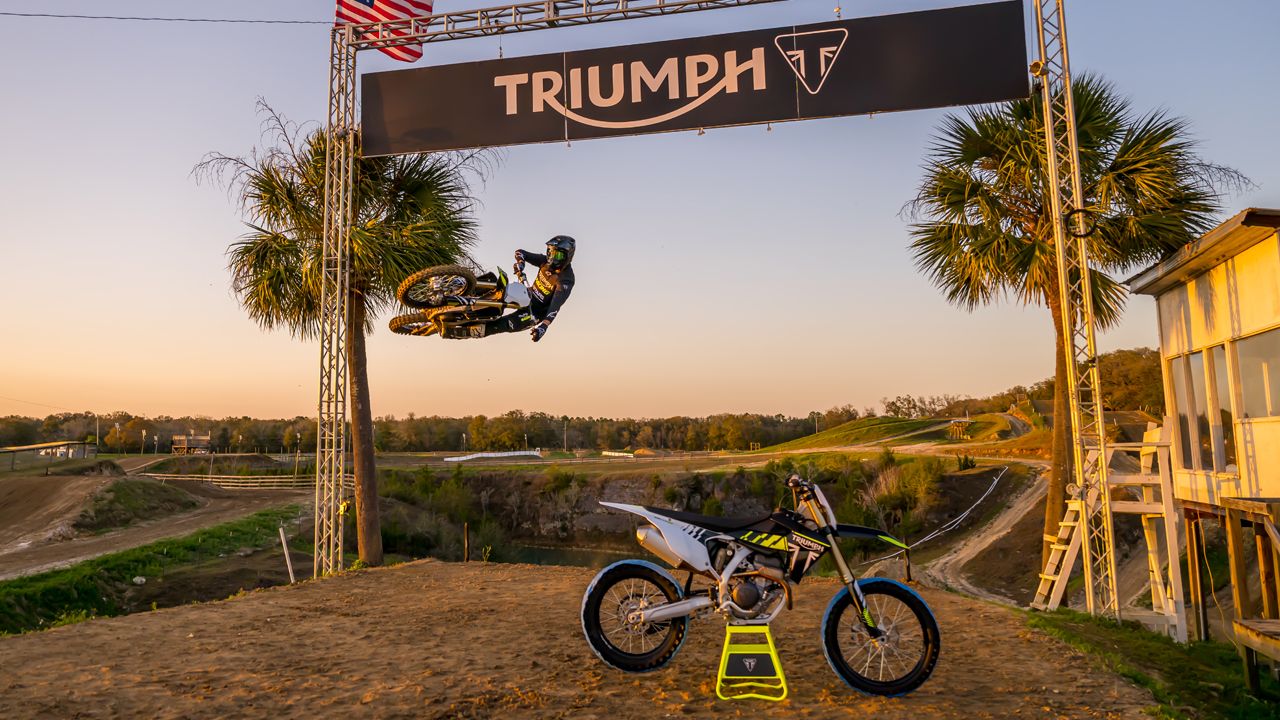 Triumph TF 250X 2024