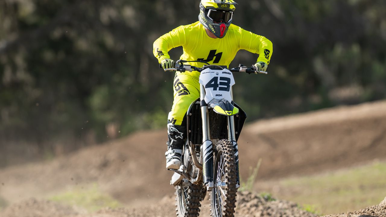 Triumph TF 250X 2024