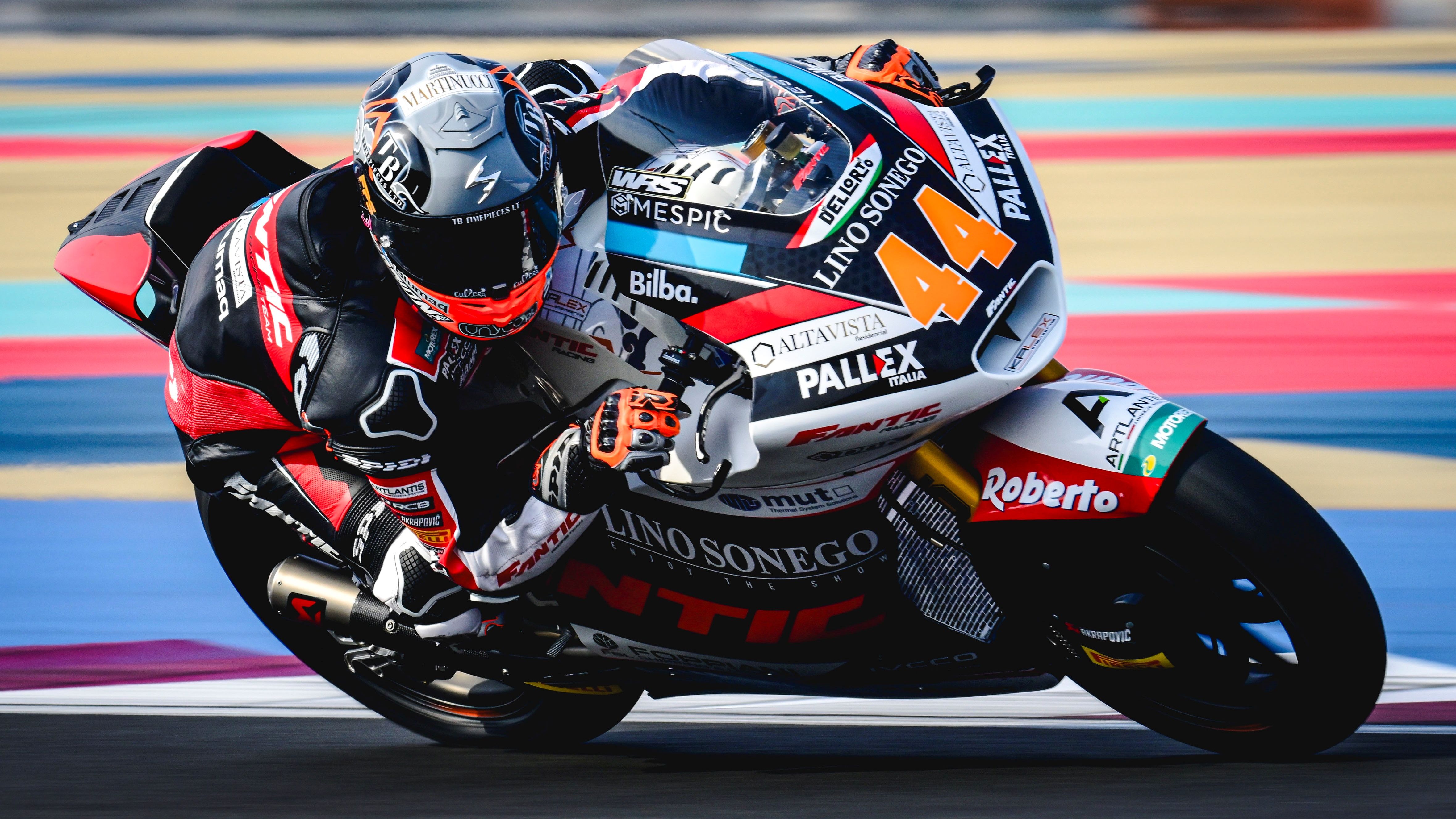 Arón Canet ha logrado la pole en Qatar batiendo el récord de Moto2