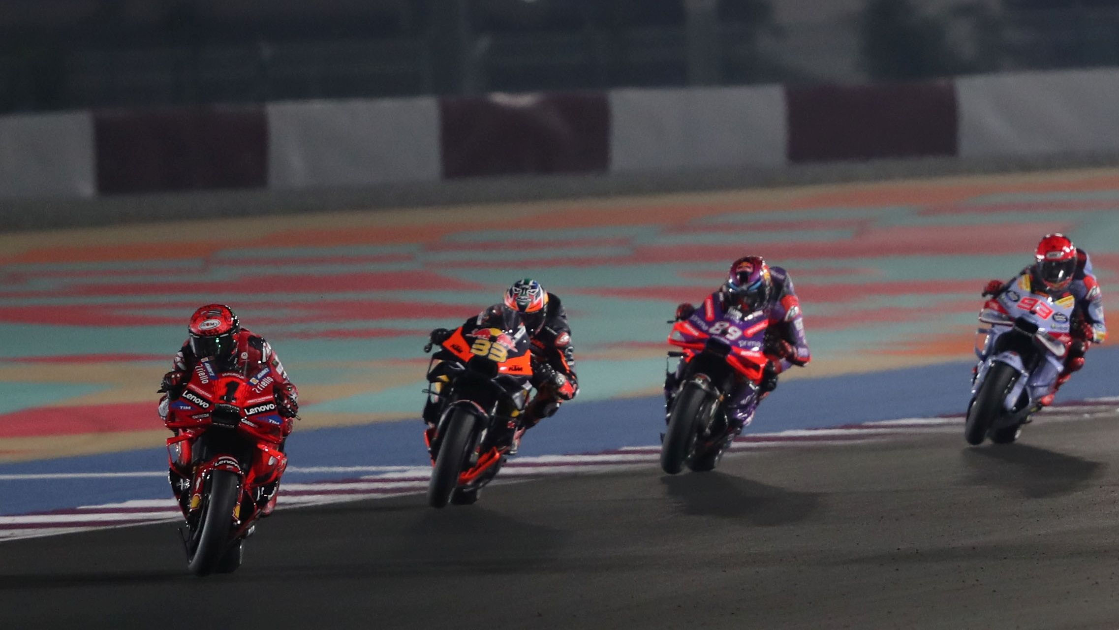 Pecco Bagnaia comanda ante Brad Binder, Jorge Martín y Marc Márquez, MotoGP Qatar 2024