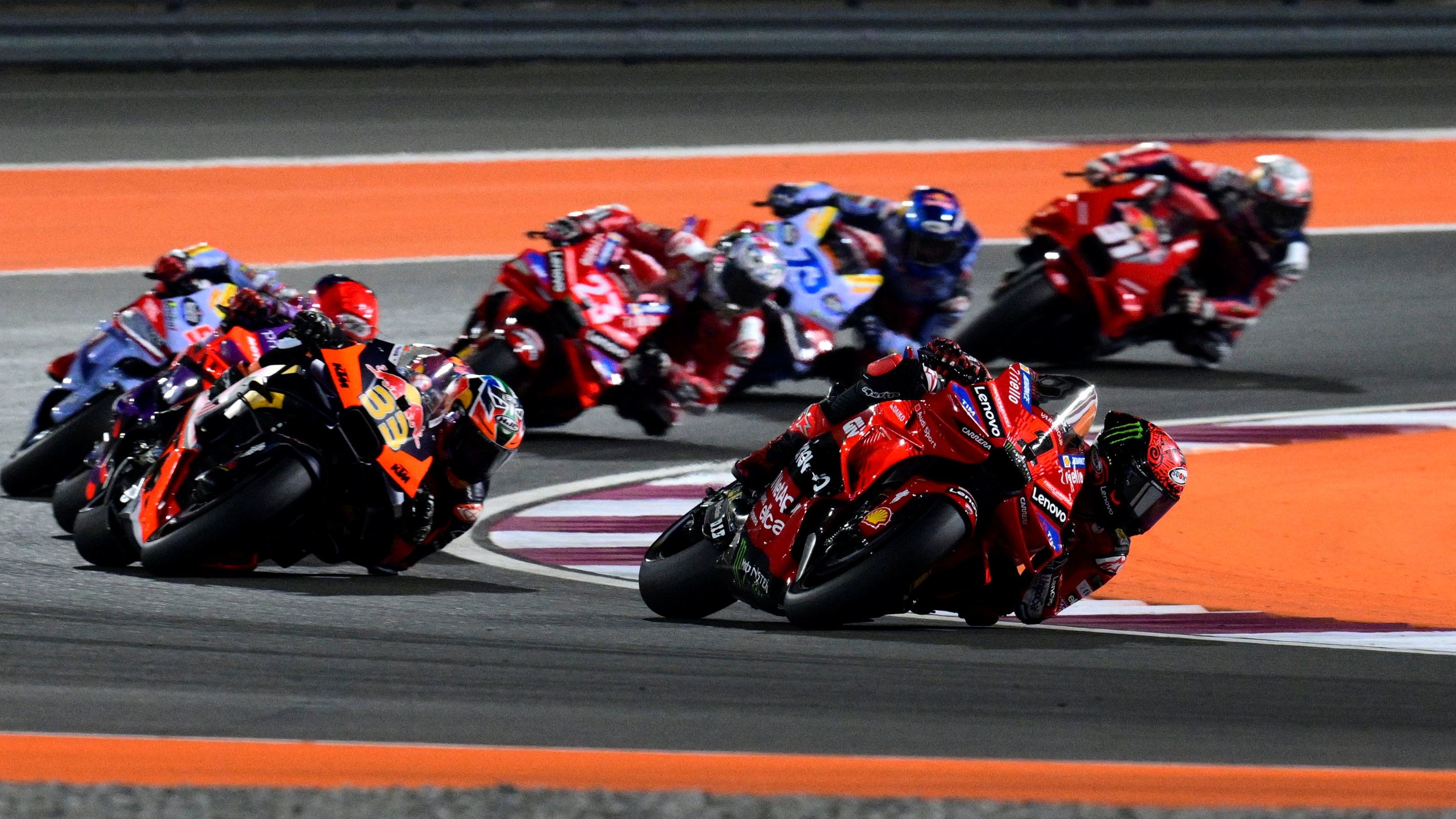 Pecco Bagnaia, Brad Binder, Jorge Martín, Marc Márquez, Enea Bastianini, Álex Márquez y Pedro Acosta, MotoGP Qatar 2024