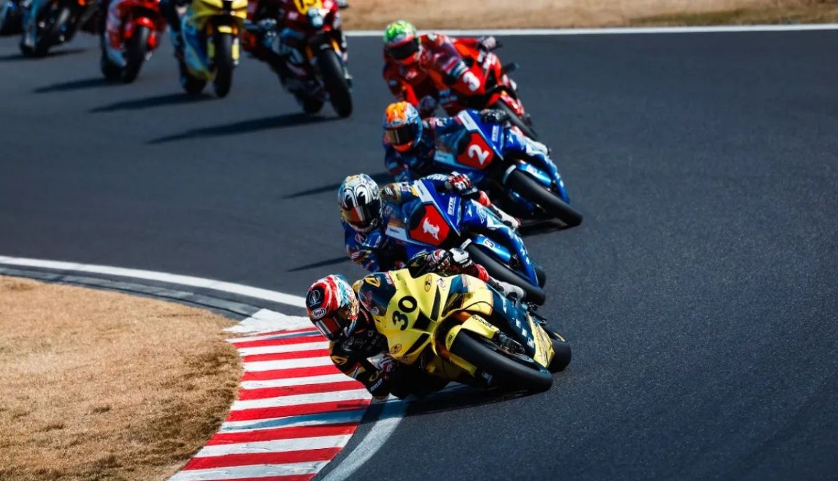 Tetsuta Nagashima lidera delante de Katsuyuki Nakasuga, Yuki Okamoto y Ryo Mizuno